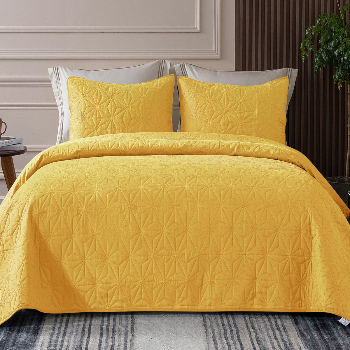 Whale Flotilla Soft King Quilt Bedding Set Lightweight Bedspread