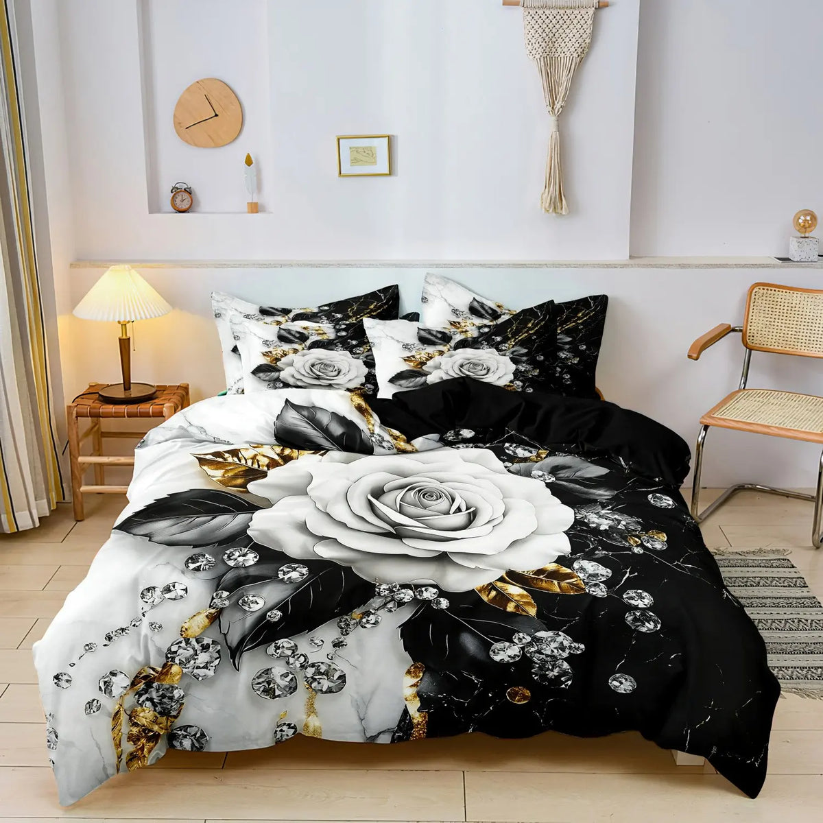 3pcs 3D Featuring Black and White Rose and Crystal Diamond Art Patterns Decorative Duvet Cover Set, Golden leaf chain set duvet cover，Includes 1 Duvet Cover + 2 Pillowcases，Soft and Comfortable Breathable Theme Bedding Set Bed Covers, Comfy Bed Sets