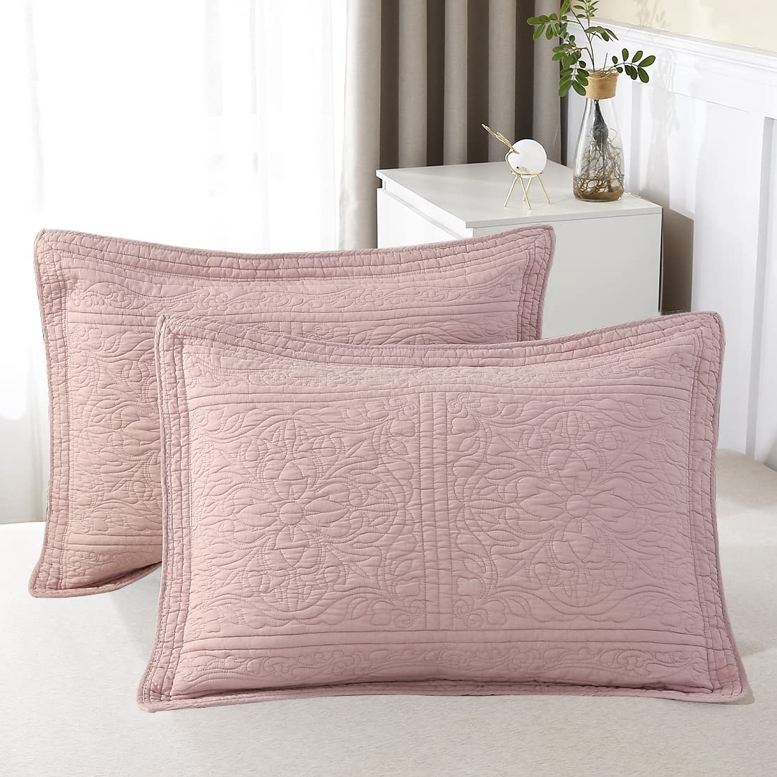 WINLIFE 100% Cotton Quilted Pillow Sham Floral Printed Pillow Cover Sage Green, Standard Size, 20 x 26 Inch