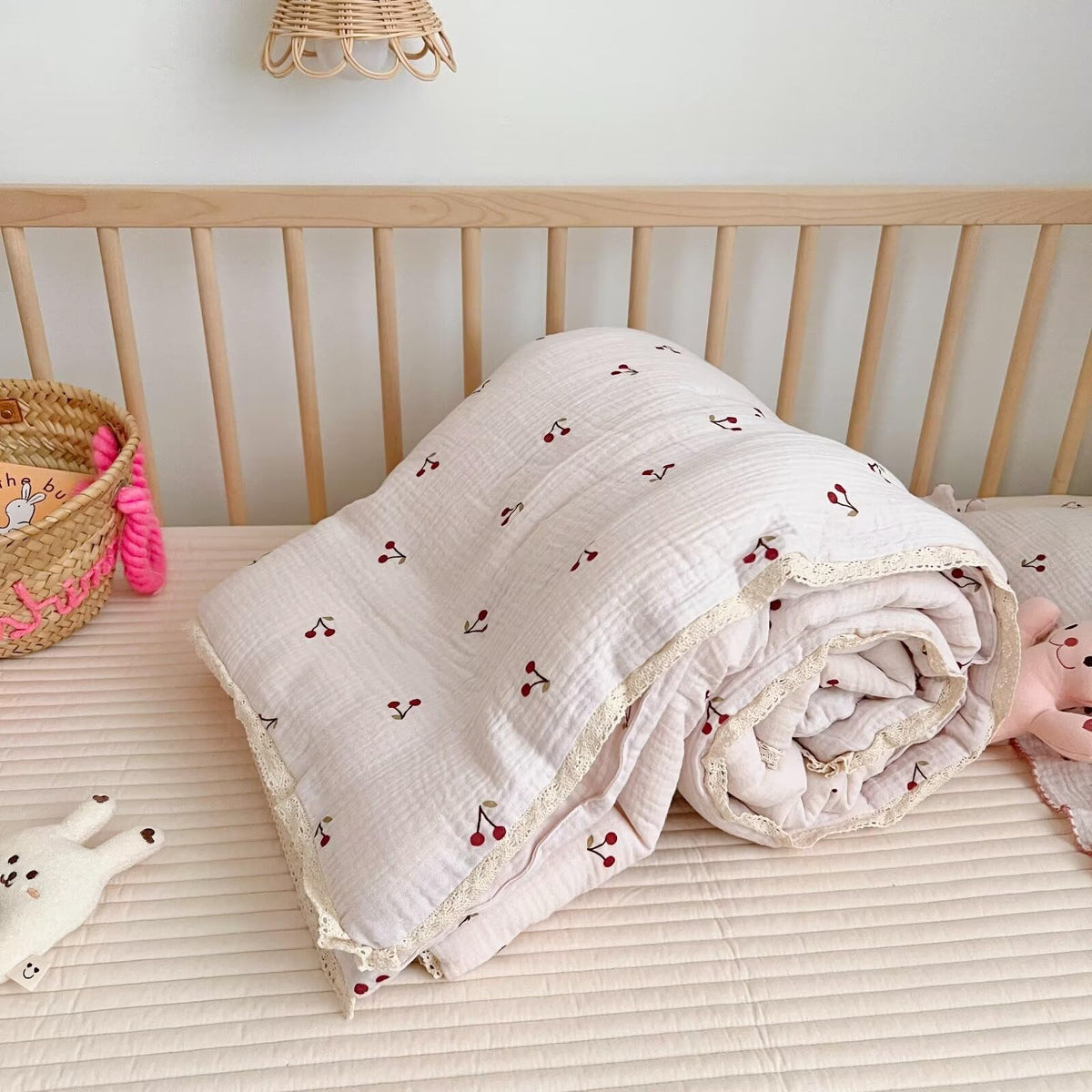 BuLuTu Shabby Chic Floral Quilt for Full Size Bed Blankets Muslin Cotton Summer Quilts Lightweight Soft Kids Comforter for Girls Teens Azalea Pattern, 79"x90", 3.9 Pounds, No Pillowcases