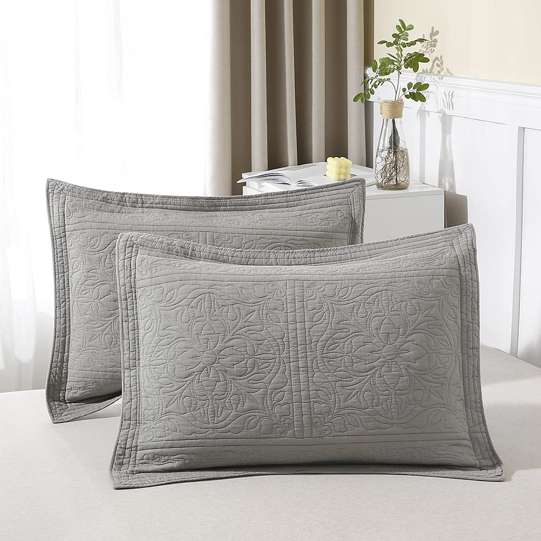 WINLIFE 100% Cotton Quilted Pillow Sham Floral Printed Pillow Cover Sage Green, Standard Size, 20 x 26 Inch