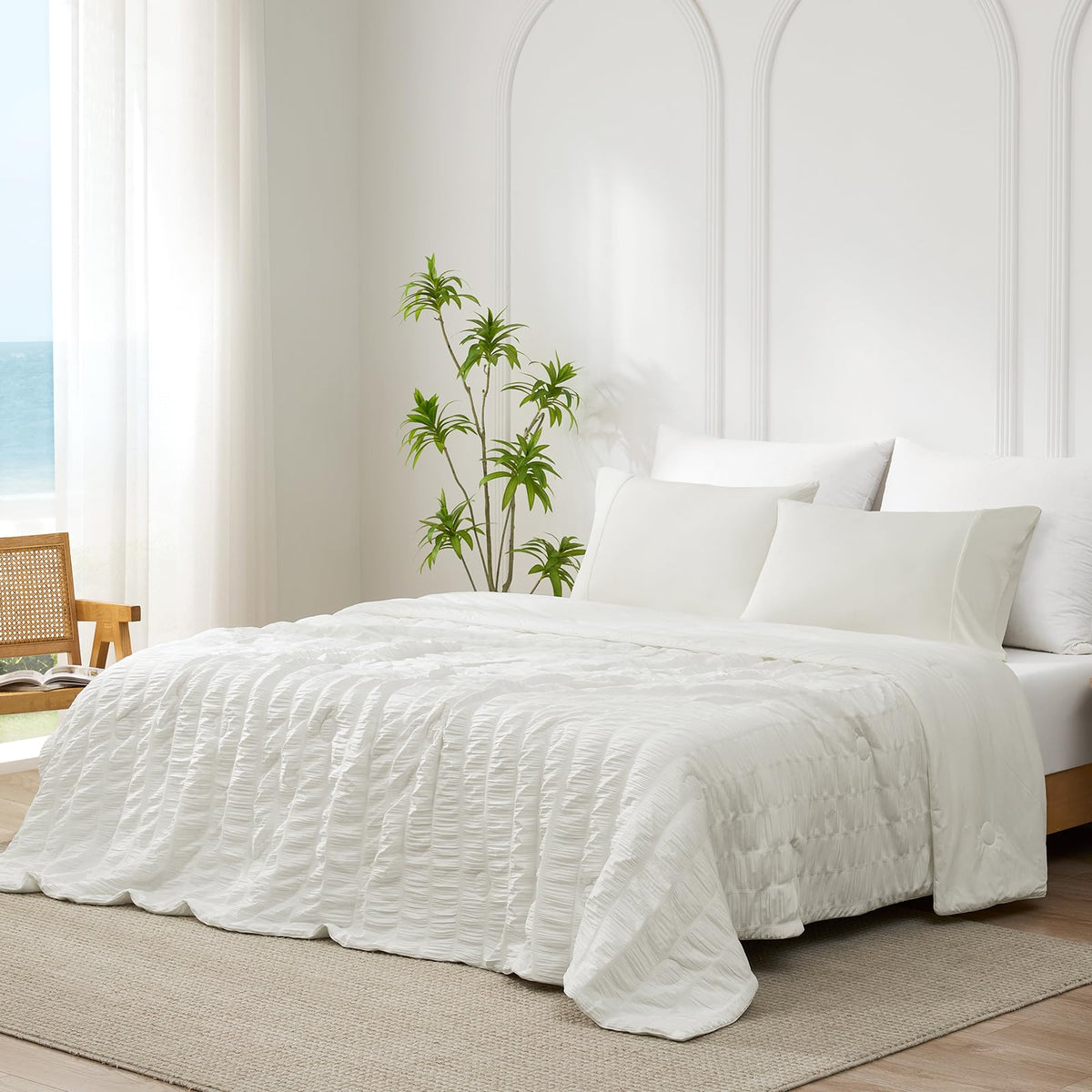 Cozy Bliss Seersucker Cooling Comforter Queen Size, Q-Max 0.45 Reversible Lightweight Cooling Blanket, Breathable Silk Smooth Summer Bedding Quilt for Hot Sleepers Night Sweats Dark Grey