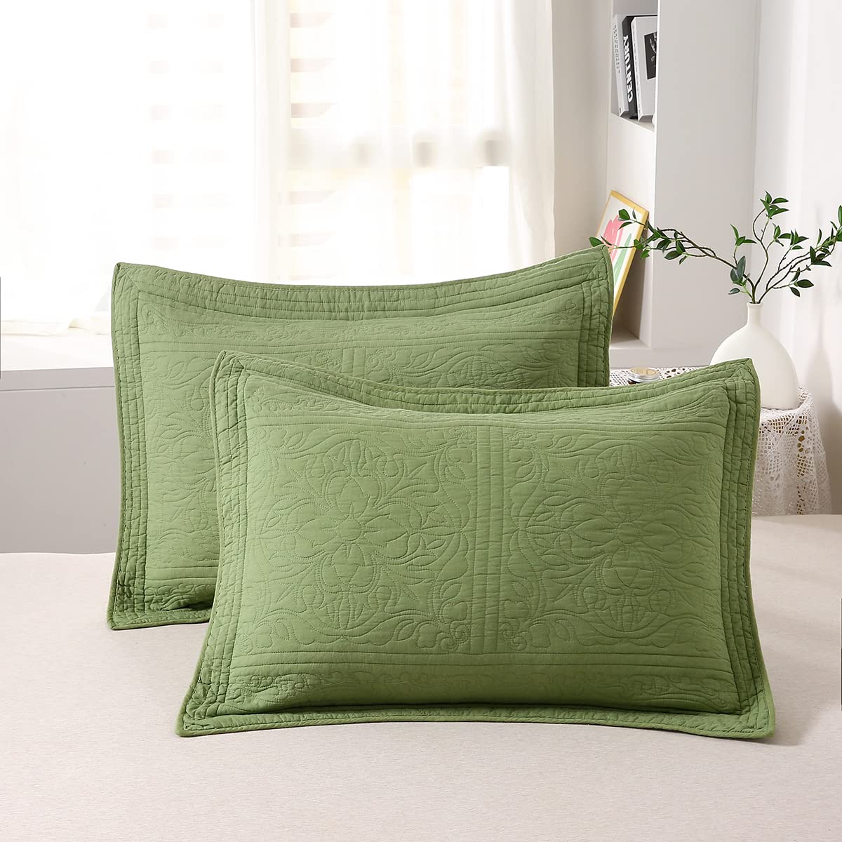 WINLIFE 100% Cotton Quilted Pillow Sham Floral Printed Pillow Cover Sage Green, Standard Size, 20 x 26 Inch