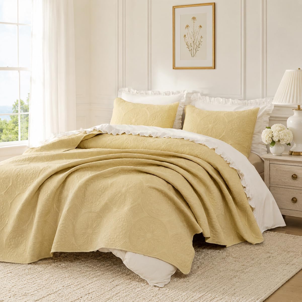 Brandream Queen Size Quilt Set Cotton Beige Quilts Luxury Medallion Matelasse Coverlet Set 3-Piece