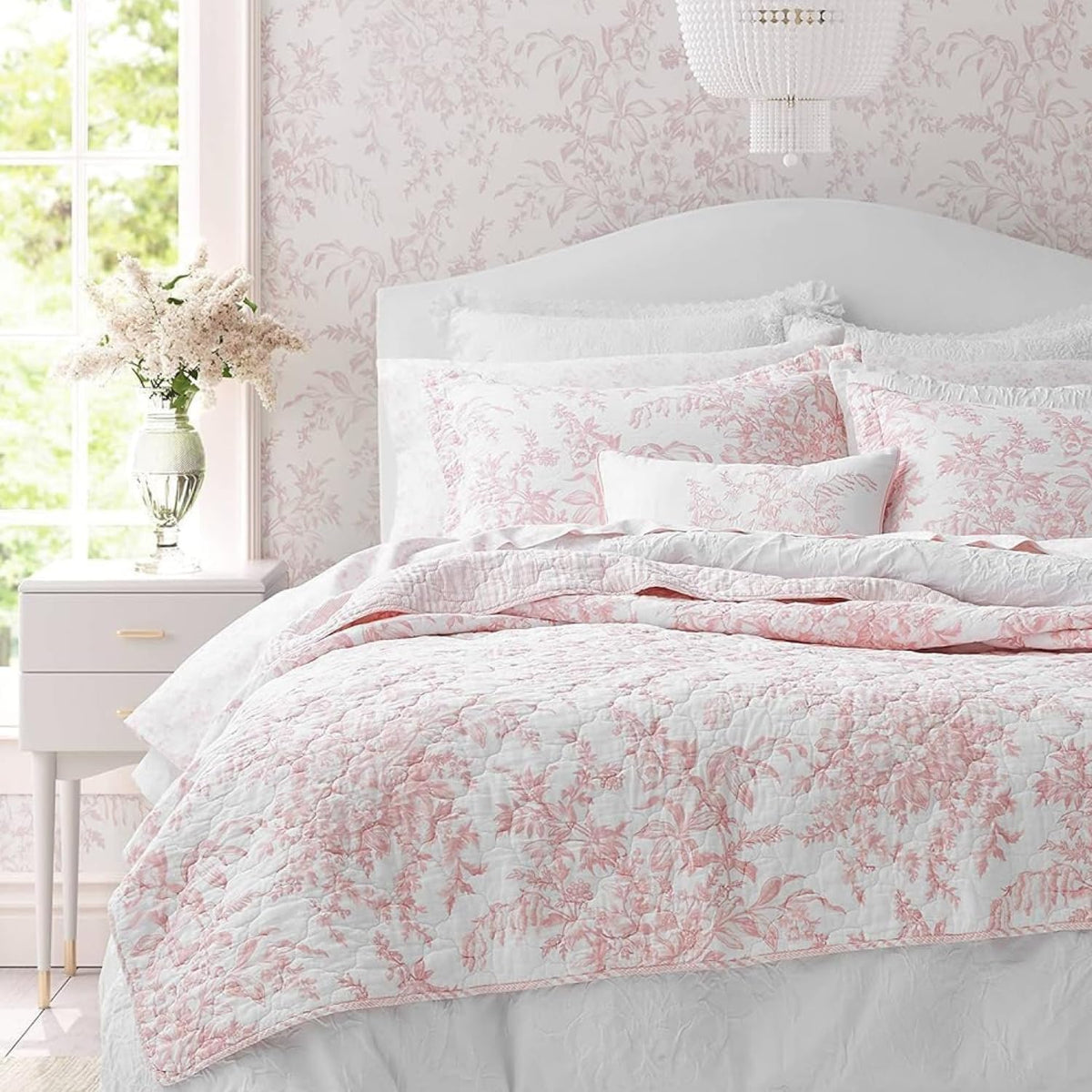 Laura Ashley - Queen Cotton Quilt with Shams, Reversible 3-Piece Bedding