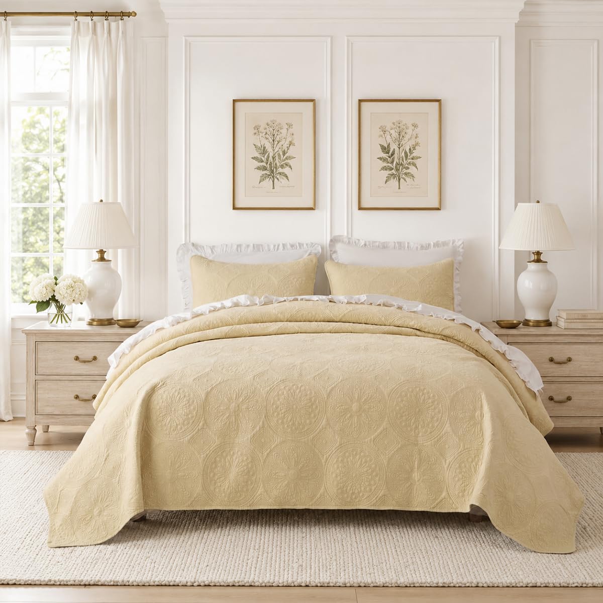Brandream Queen Size Quilt Set Cotton Beige Quilts Luxury Medallion Matelasse Coverlet Set 3-Piece