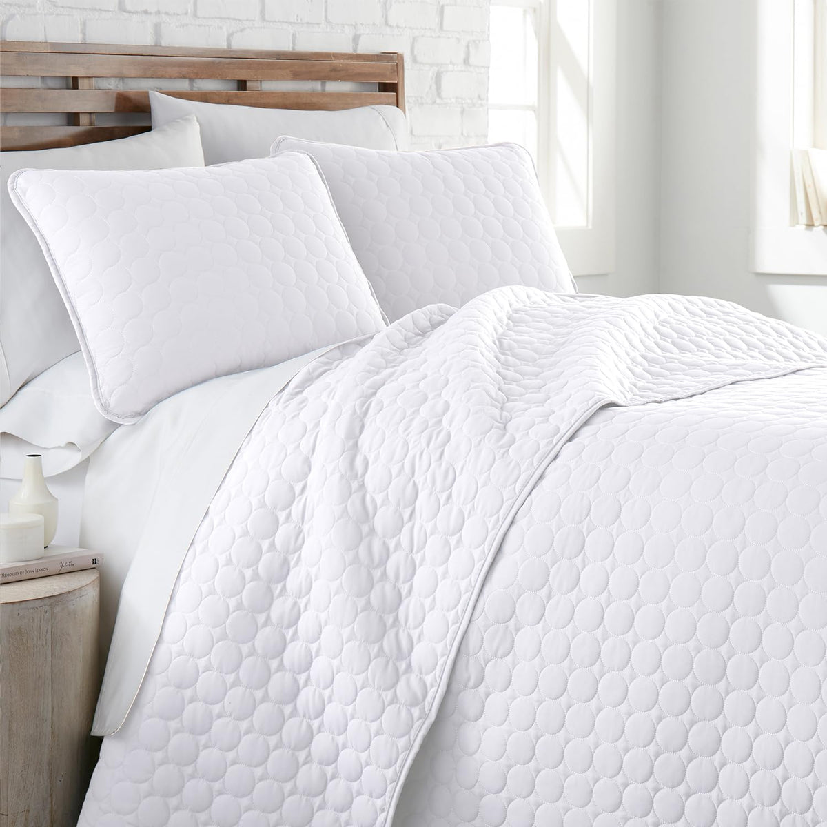 Queen Quilt Bedding Set with 2 Matching Quilted Pillow Shams, Natural Beige