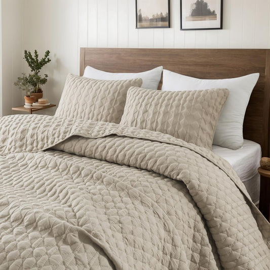 WDCOZY Oversized California Cal King Size Quilt Bedding Sets with 2 Pillow Shams, Beige Tan Cream Lightweight Soft Bedspread Coverlet Bed Cover, All Season Spring Summer, 3 Pieces, 116x106 inches