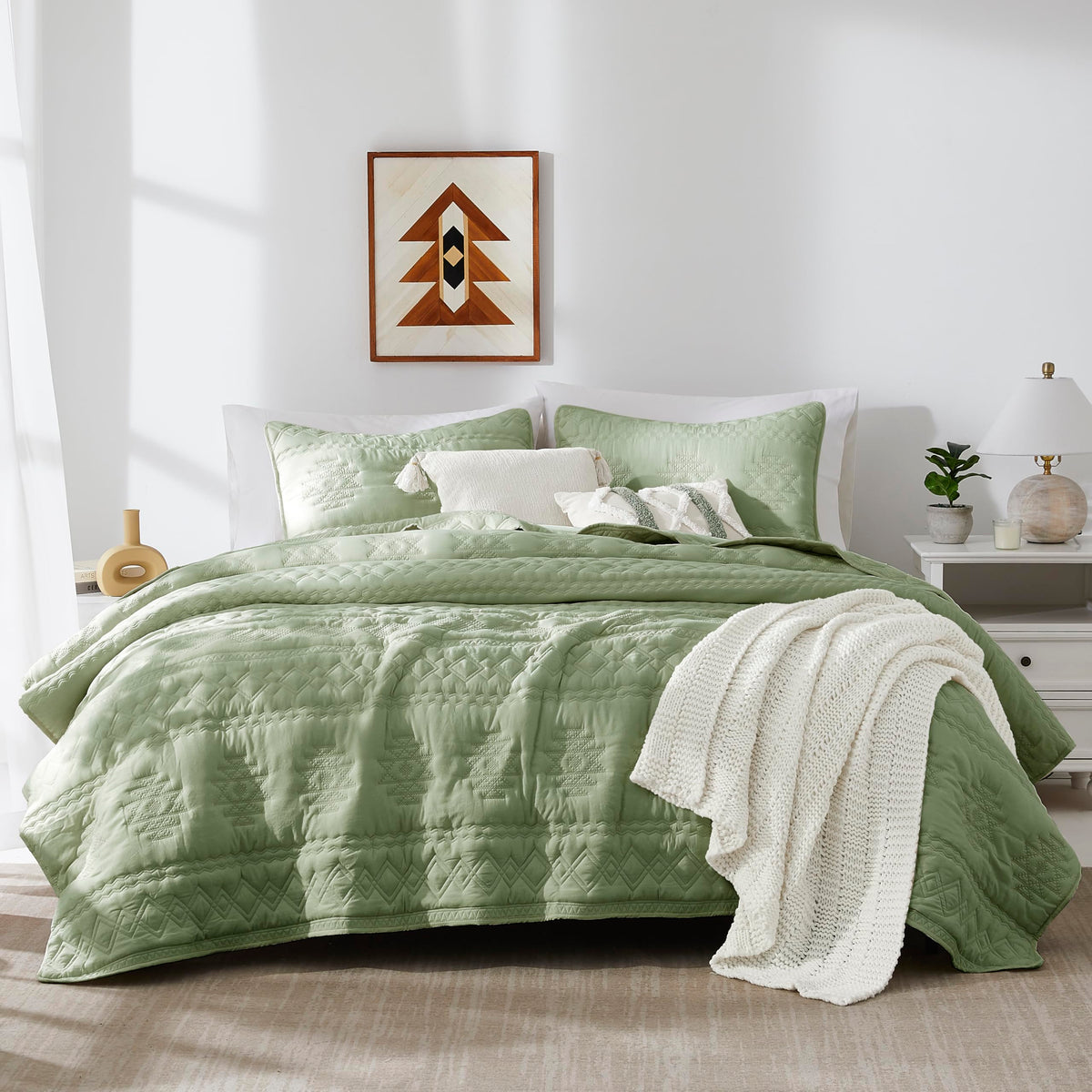 WDCOZY Oversized California Cal King Size Quilt Bedding Sets with 2 Pillow Shams, Beige Tan Cream Lightweight Soft Bedspread Coverlet Bed Cover, All Season Spring Summer, 3 Pieces, 116x106 inches
