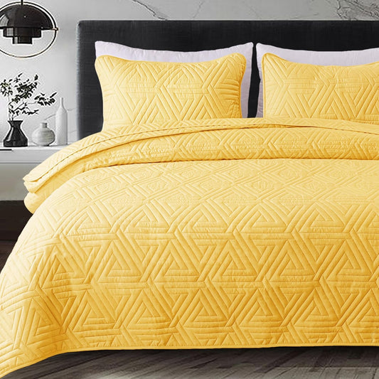 Whale Flotilla Soft Geometric Queen Quilt Set for All Seasons, Yellow