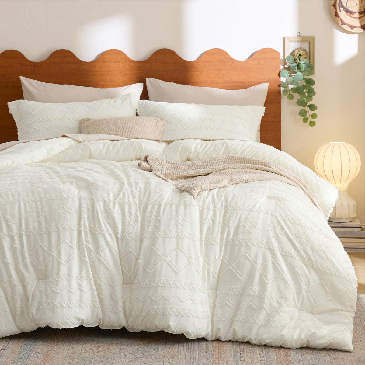 Bedsure Boho Tufted White Twin XL Comforter Set, Farmhouse-Style Bedding
