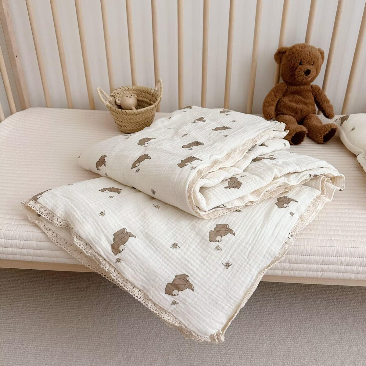 BuLuTu Shabby Chic Floral Quilt for Full Size Bed Blankets Muslin Cotton Summer Quilts Lightweight Soft Kids Comforter for Girls Teens Azalea Pattern, 79"x90", 3.9 Pounds, No Pillowcases