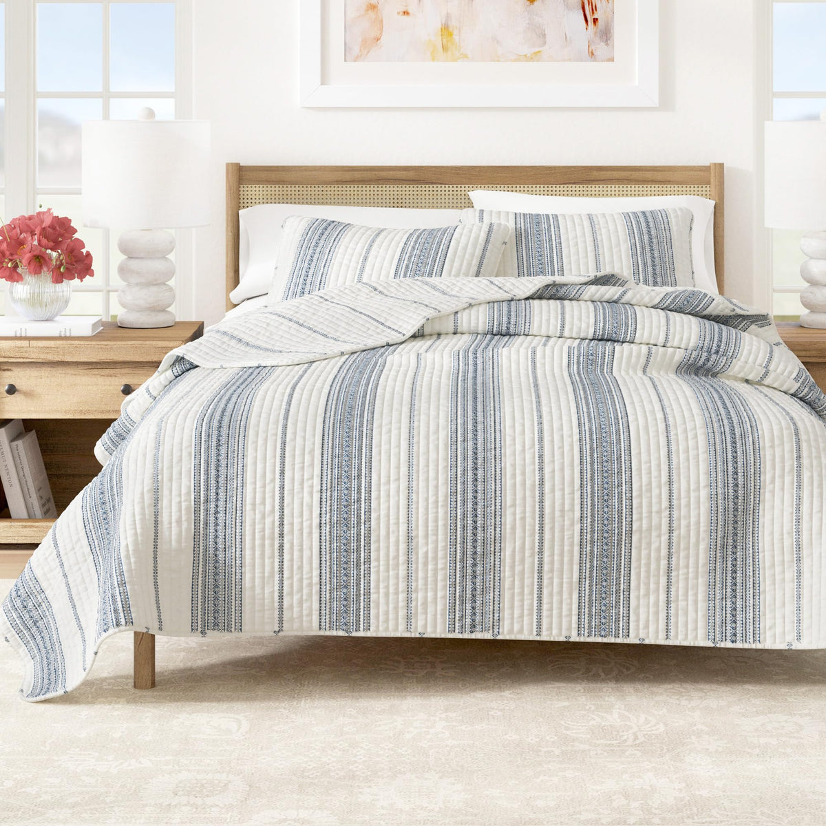 Great Bay Home Striped Printed Quilt Set - 2-Piece Twin/Twin XL Size Farmhouse Bedding Set - Lightweight, All-Season, Reversible Bedspread (Cream/Olive Green)