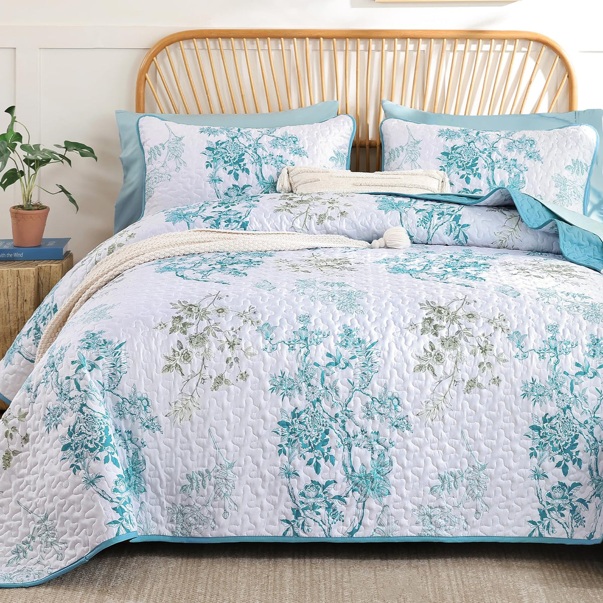 WONGS BEDDING Floral Quilt Set King, 3 Pcs Brown Bedspread Coverlets Set