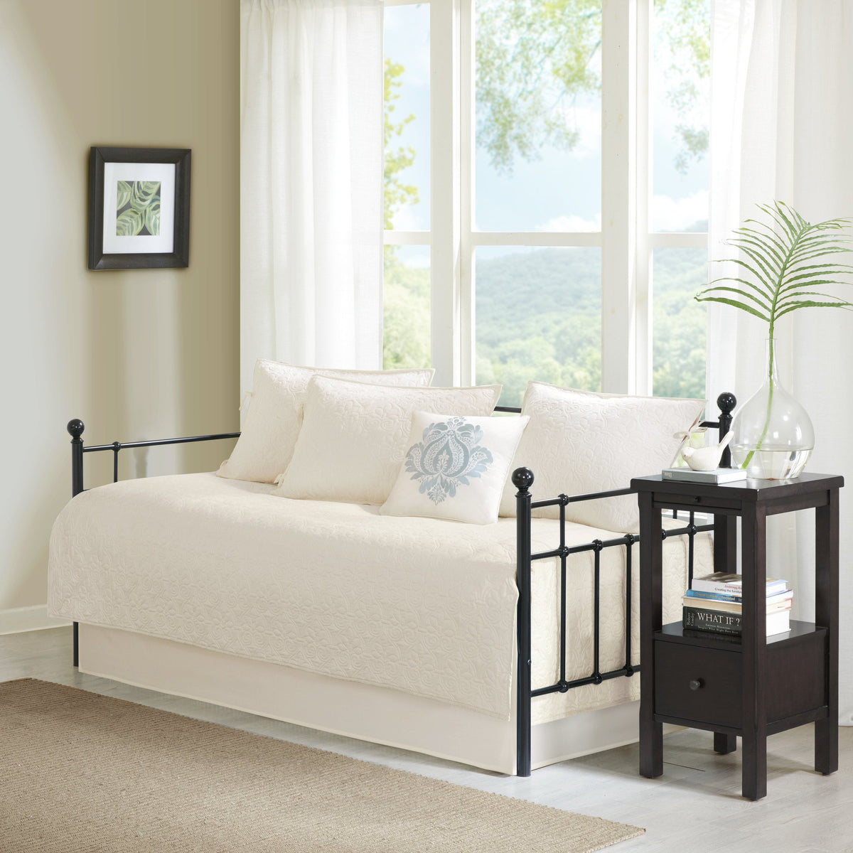 Madison Park Coastal Damask Quilted Daybed Cover Set, 6PC, 39"x75"