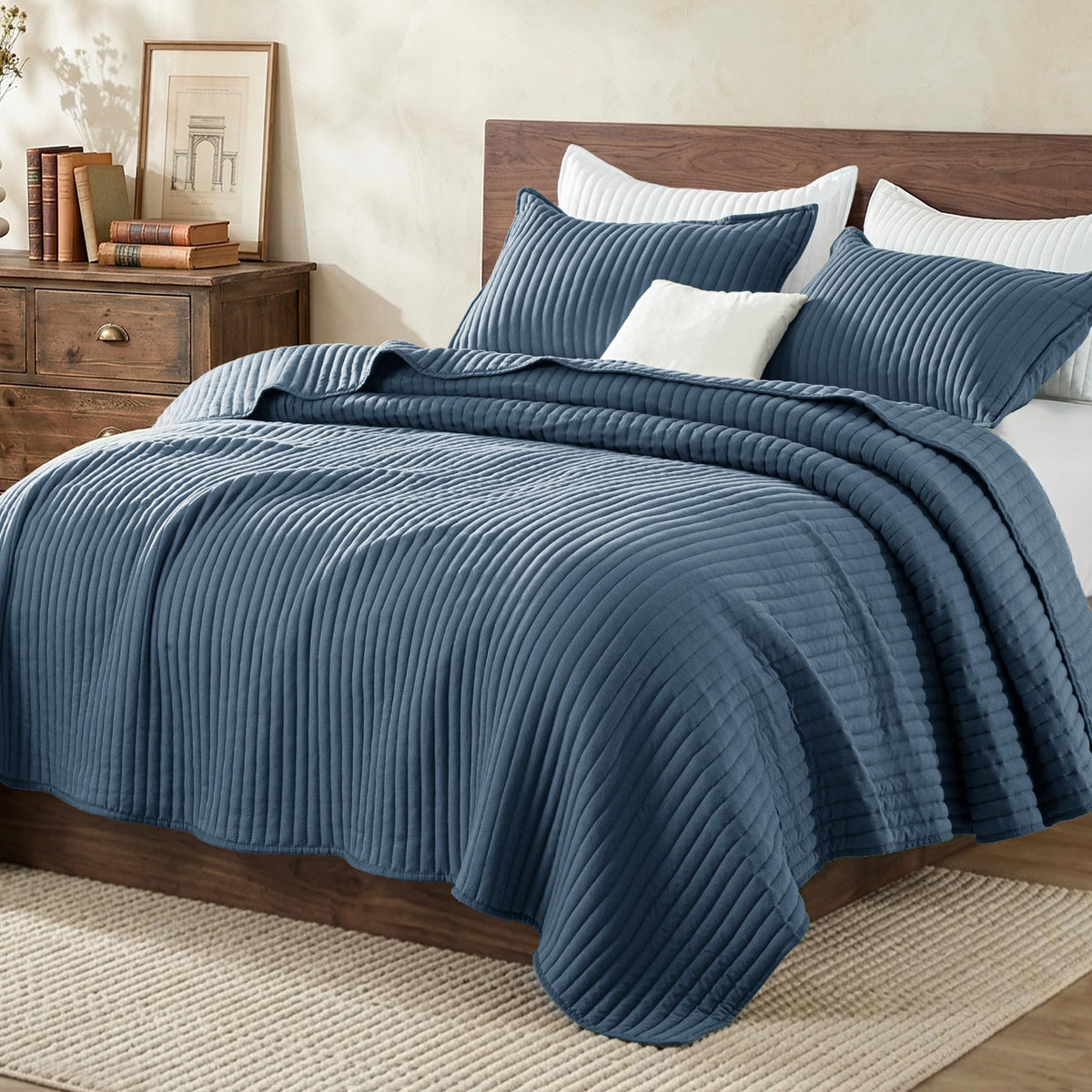 Exclusivo Mezcla Stripe Quilted King Quilt Bedding Set, Beige Cream