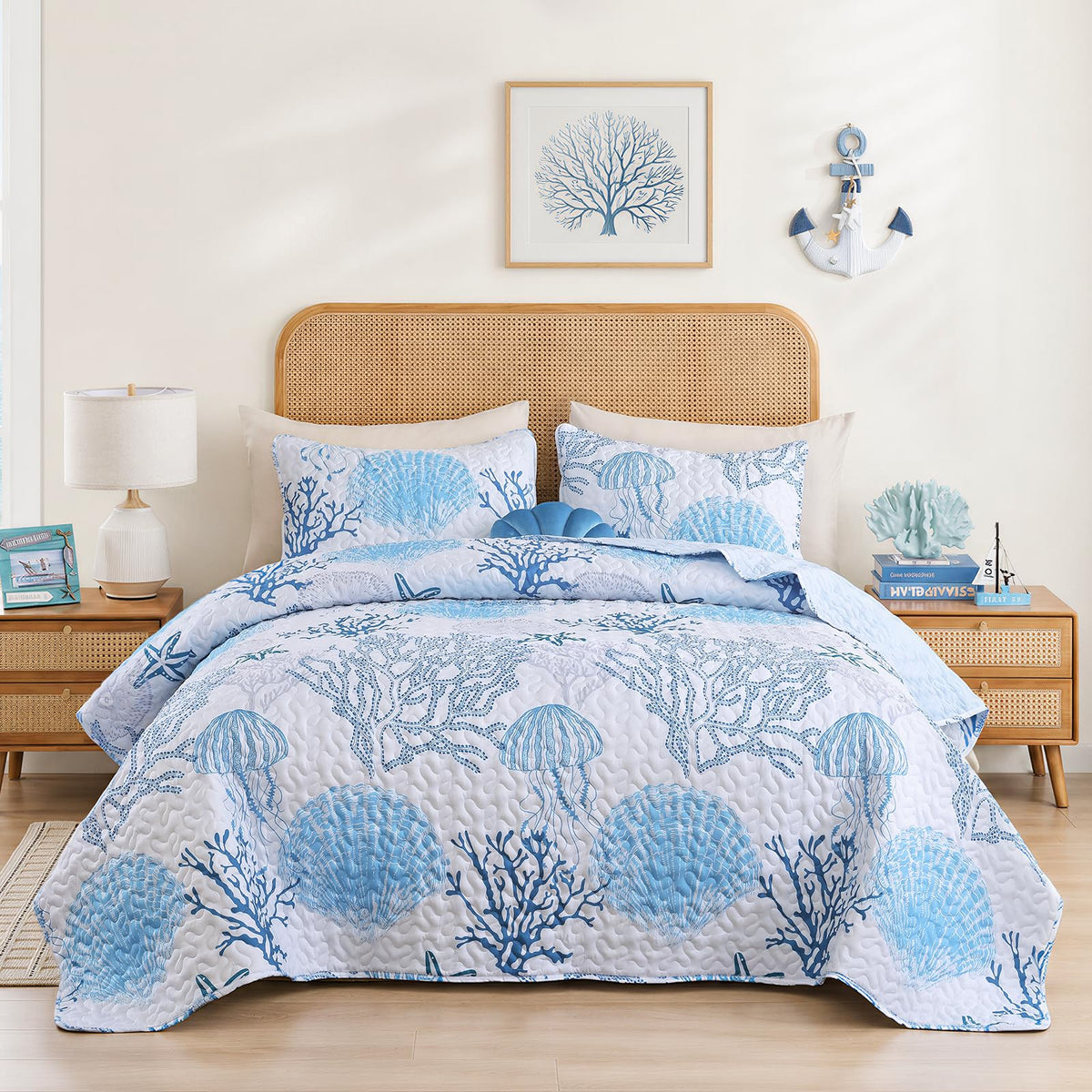 weigelia Coastal Quilt Twin Size, Sea Turtle Lightweight Summer Bedding