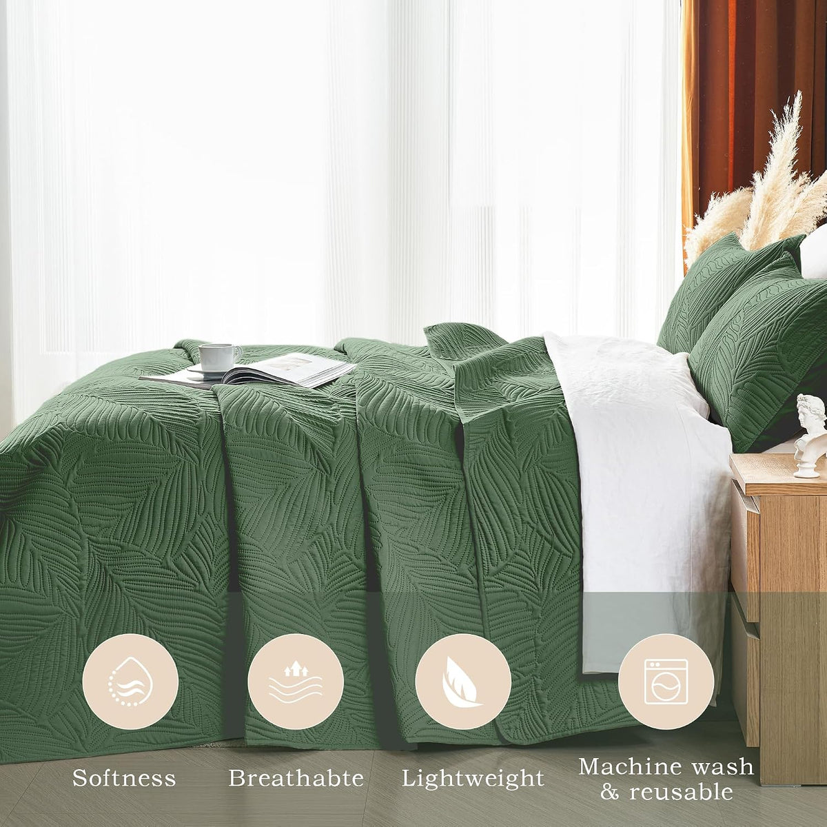 OARAGE King Quilt Bedding Set Lightweight Soft Olive Green Bedspread Coverlet with Leaf Pattern,Ultrasonic Microfiber Bed Cover Set for All Season 3 Pieces (1 Quilt, 2 Shams)