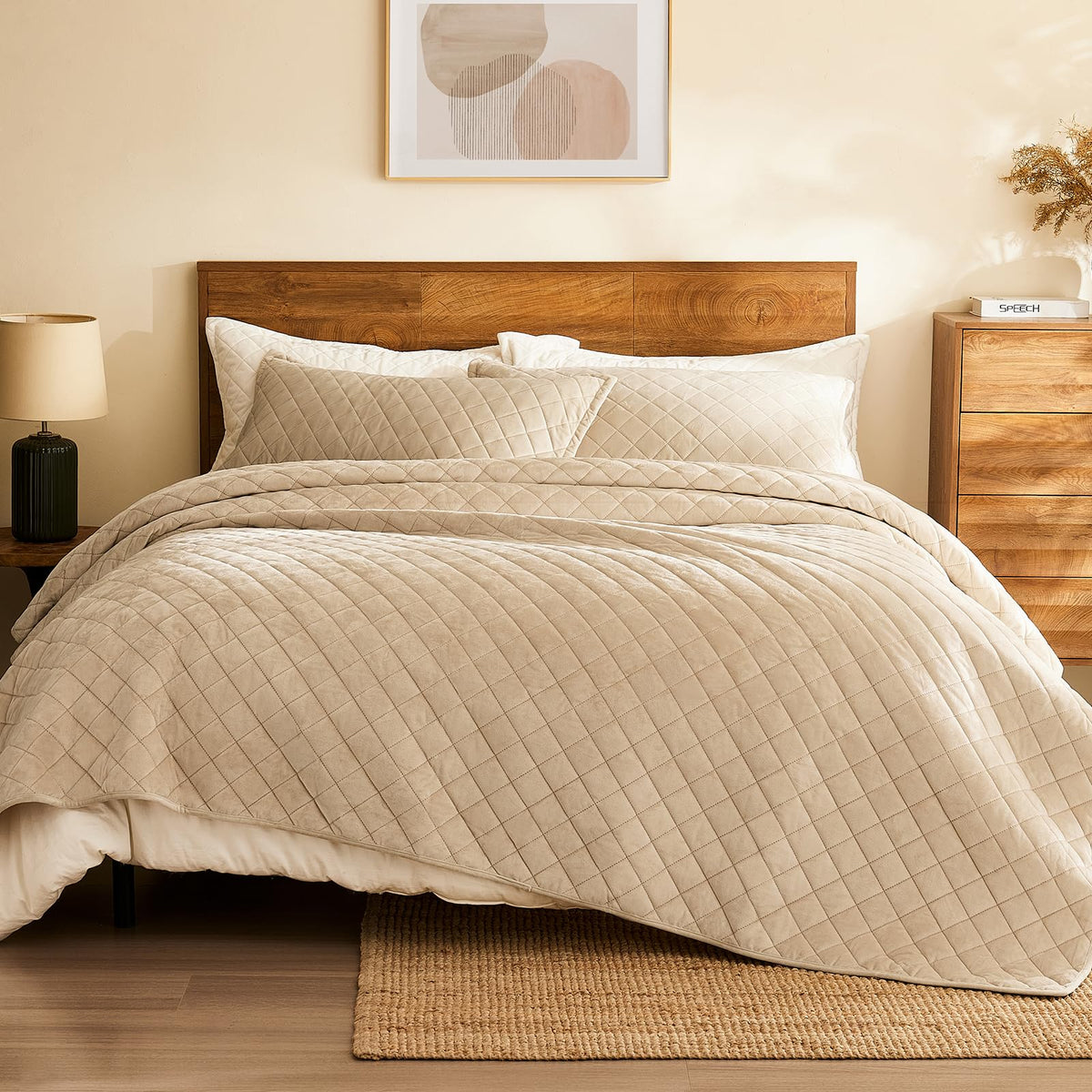 L'AGRATY Velvet Quilt King Size: 3-Piece Reversible Luxury Velvet Bedding Comforter Set - Lightweight Oversized Quilted Bedspread Coverlet with 2 Pillow Sham for All Season - Light Linen Quilt