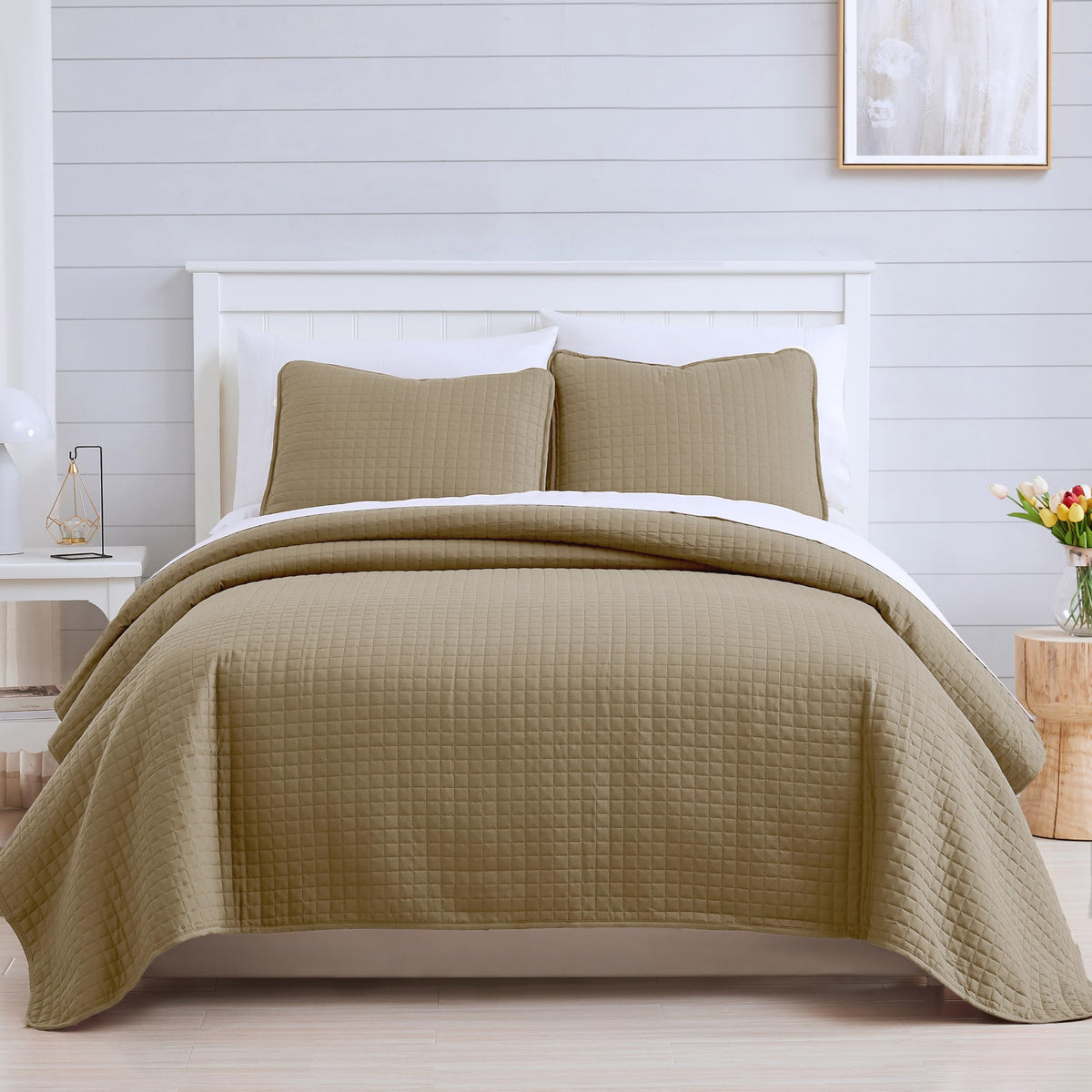 Queen Quilt Bedding Set with 2 Matching Quilted Pillow Shams, Natural Beige