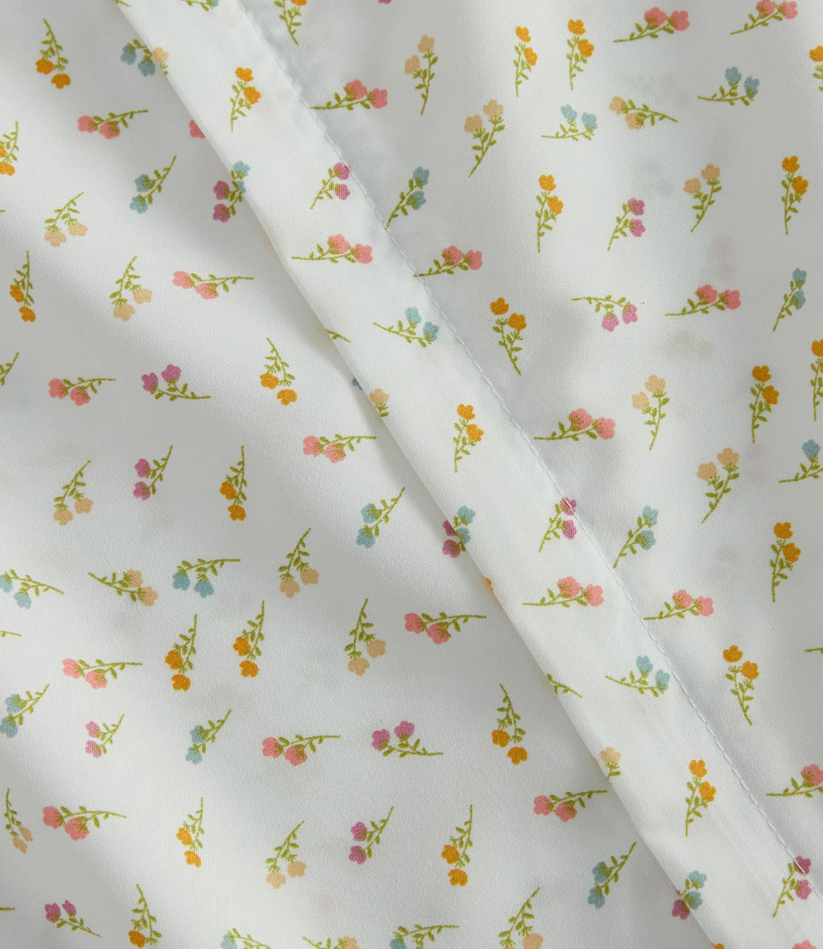 Duvet Cover Queen Size - Extra Soft 3 Piece with Zipper Closure - White
