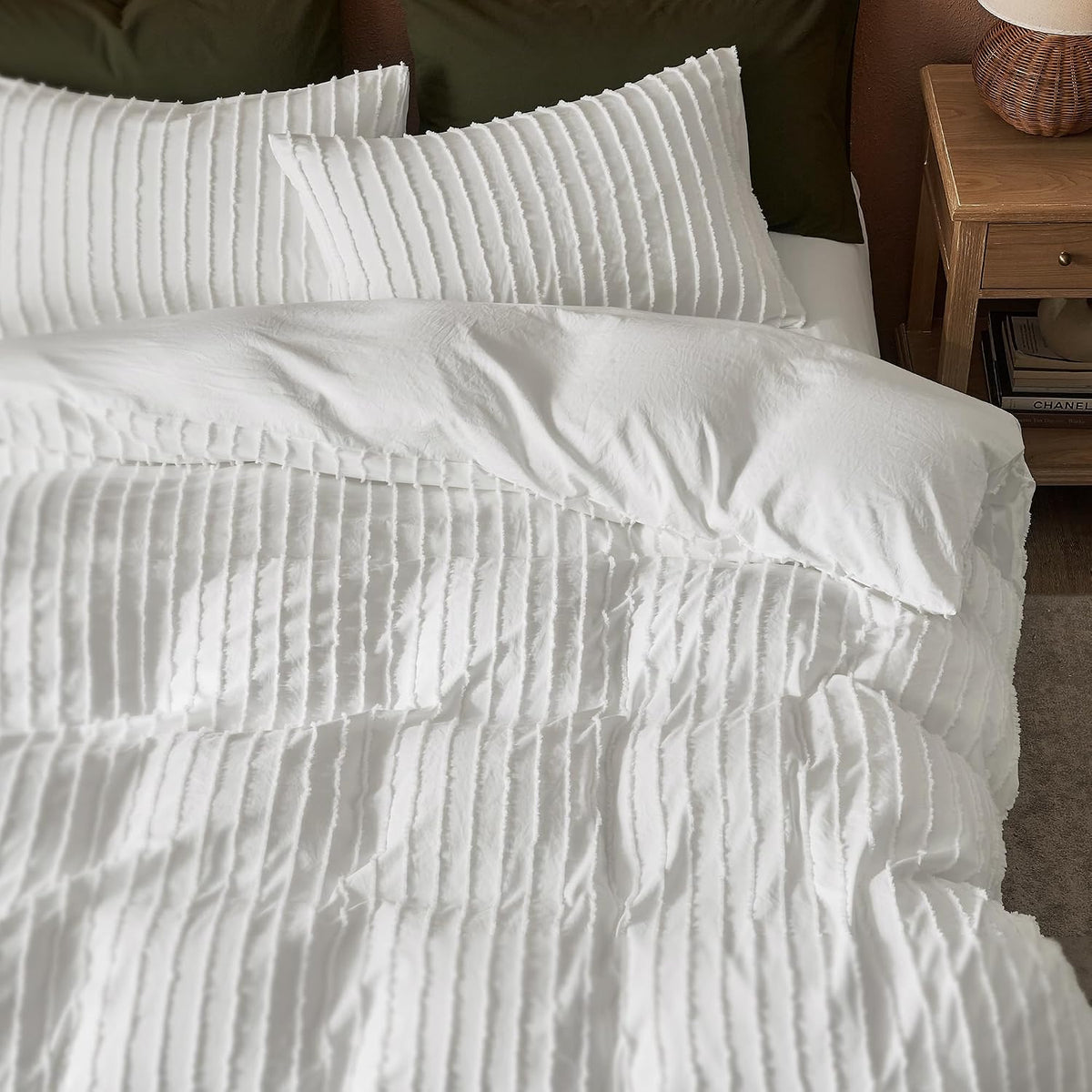JELLYMONI White Striped Tufted Duvet Cover Set Queen Size