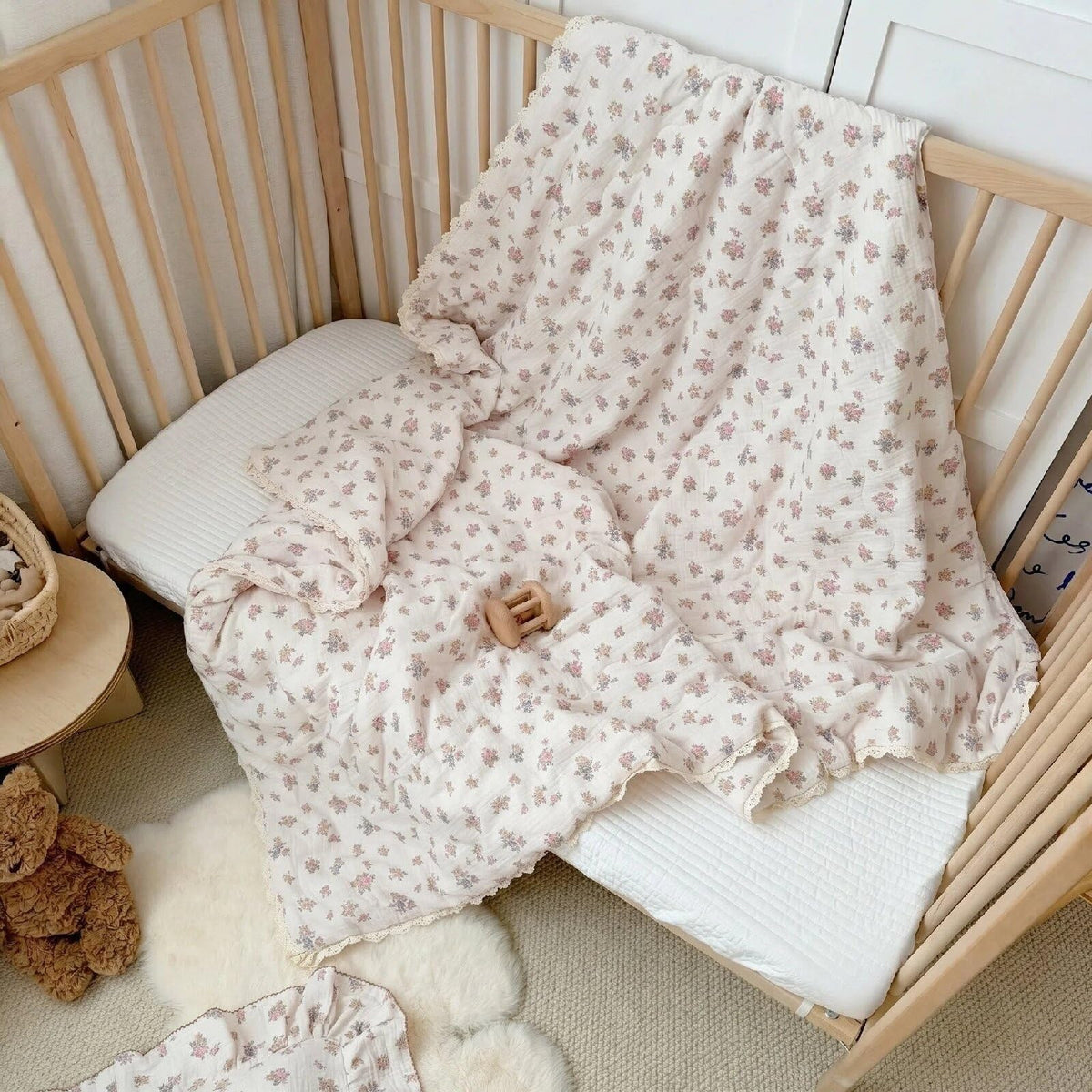 BuLuTu Shabby Chic Floral Quilt for Full Size Bed Blankets Muslin Cotton Summer Quilts Lightweight Soft Kids Comforter for Girls Teens Azalea Pattern, 79"x90", 3.9 Pounds, No Pillowcases