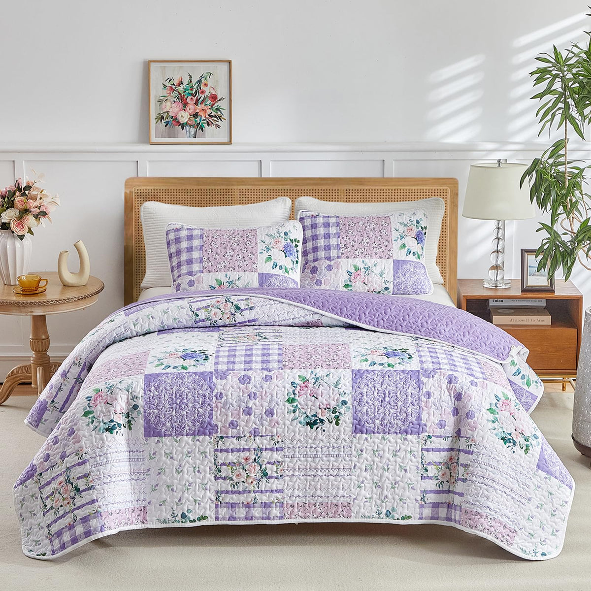 Joyreap 3 Pieces Floral Patchwork Quilt Set Queen, Orange n White Flowers Design, Smooth Soft Microfiber Quilt, Bedspread Bed Cover for All Season- 102x90 inches