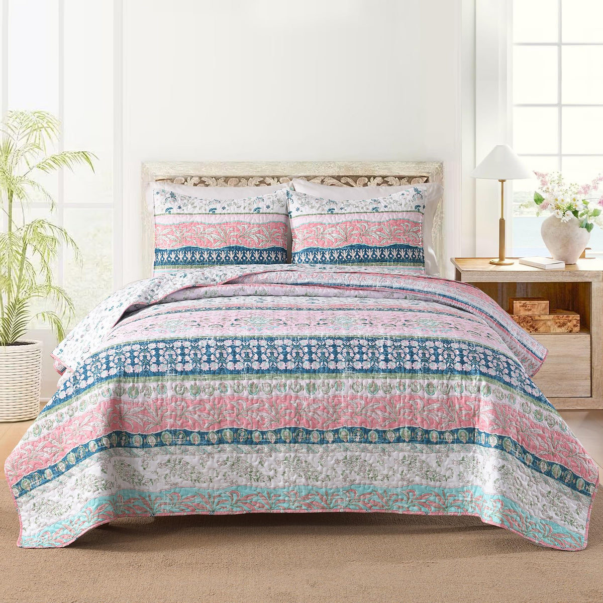 Boho Style Queen Quilt Set Reversible Bohemian Floral Strip Quilt Beddding Set, Soft and Lightweight Bedspread for All Season, Full Size Bed Coverlet with 2 Matching Pillow Shams (3 Pieces)