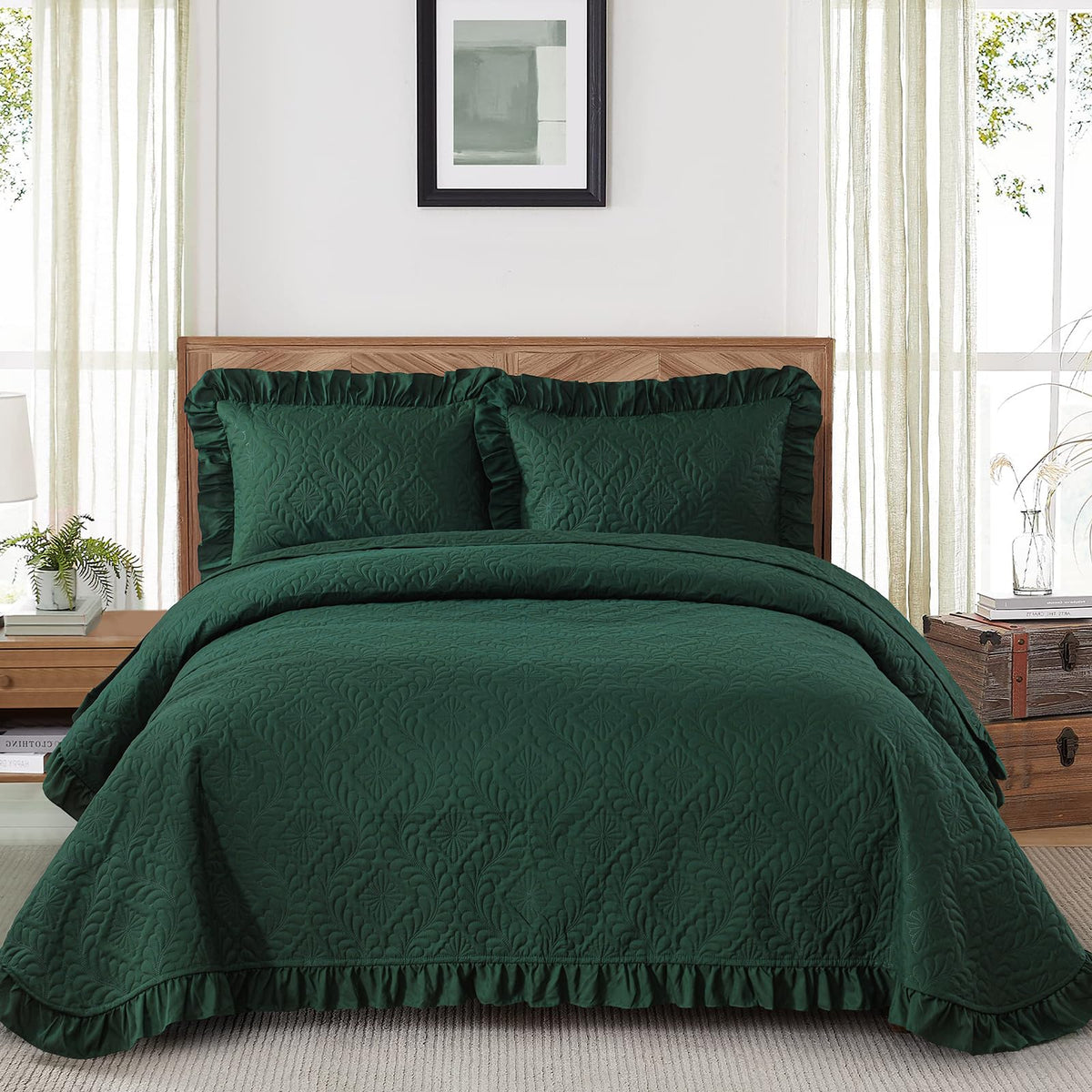 DJY Quilts Queen Size, Ruffled Reversible Bedding Set, Beige