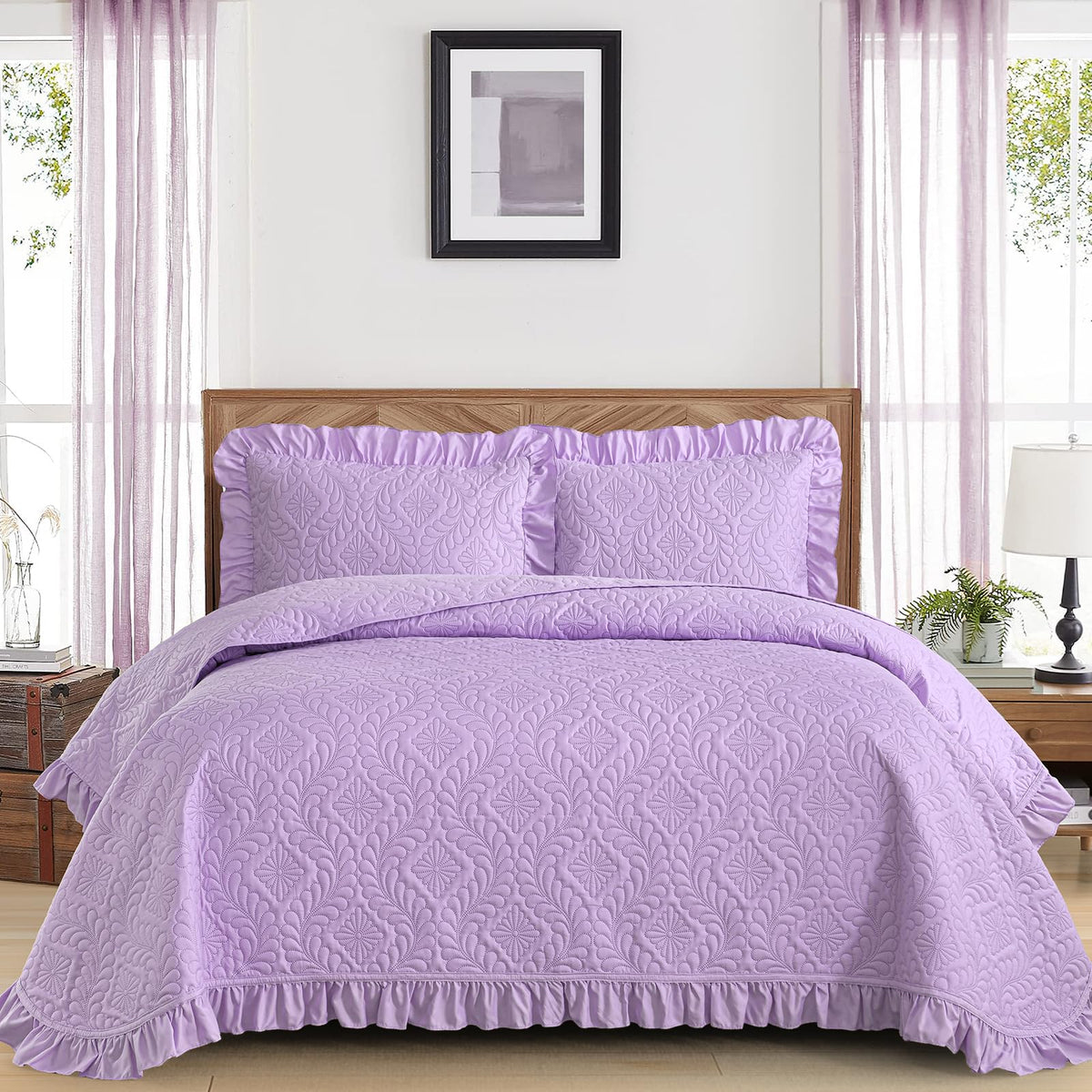 DJY Quilts Queen Size, Ruffled Reversible Bedding Set, Beige