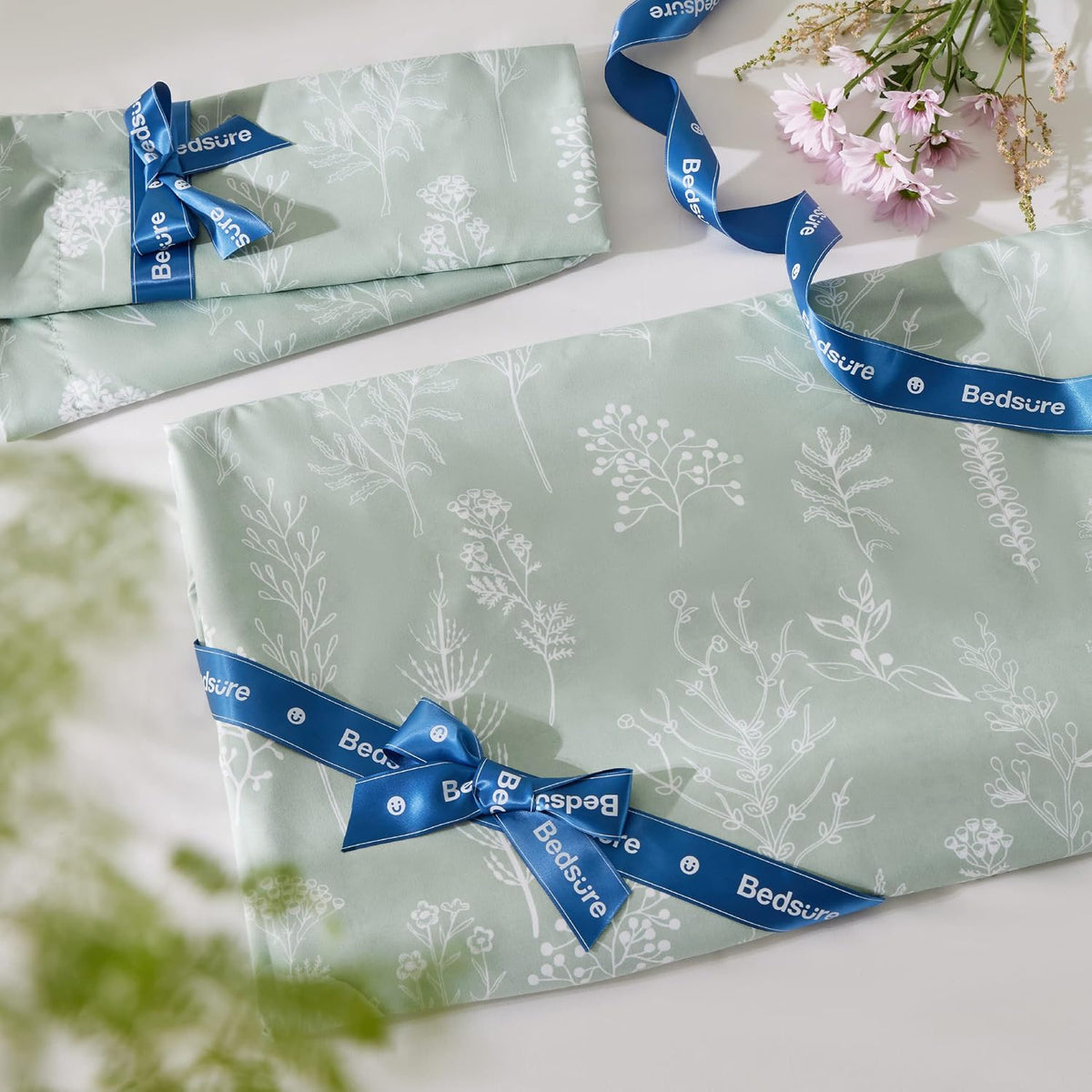 Bedsure Duvet Cover Queen Size - Reversible Green Queen Duvet Cover Set with Zipper Closure, 3 Pieces Floral Patterned Bedding Set with 8 Corner Ties and 2 Pillow Shams