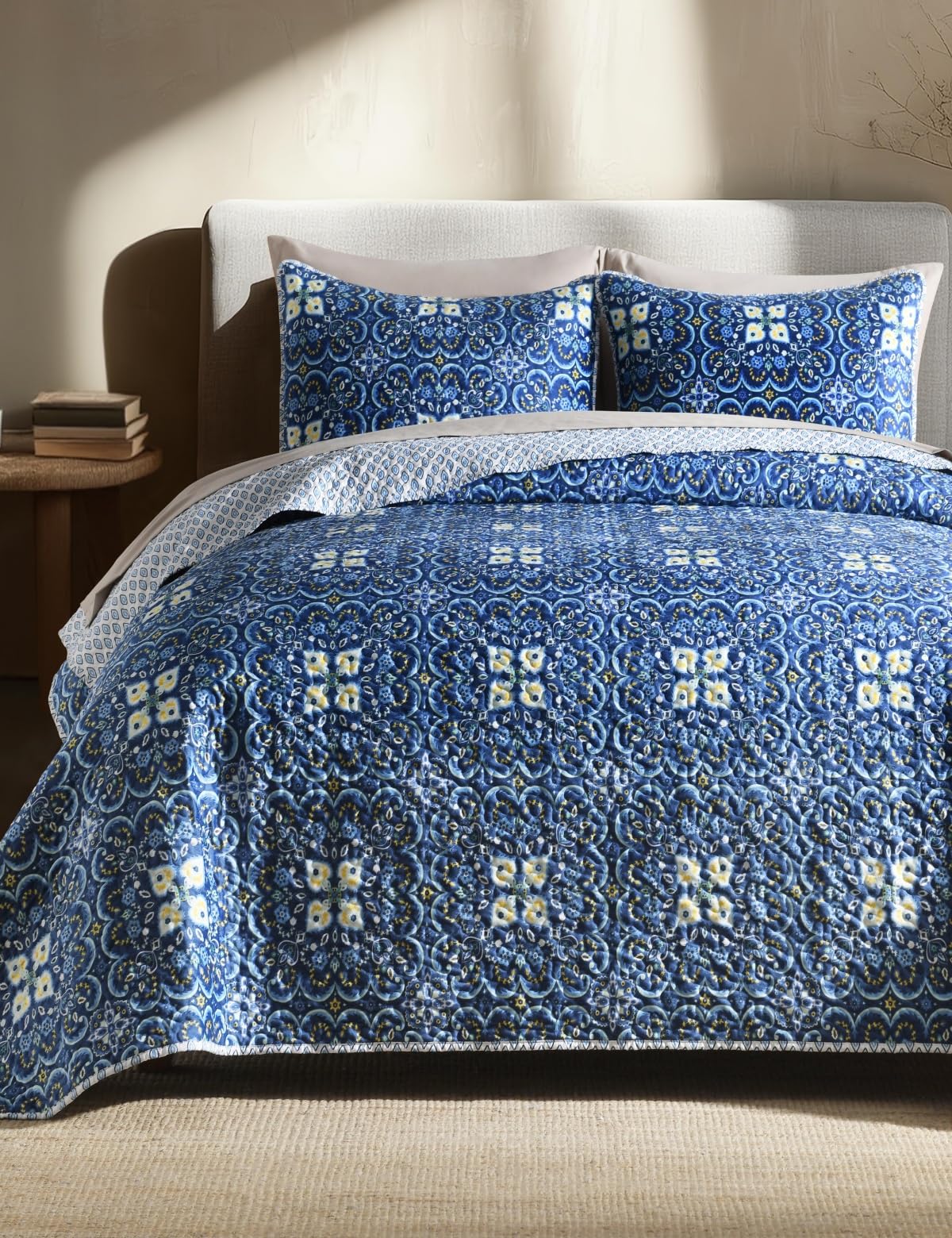Twin Quilt Set - Washed Quilted Patchwork Comforter Coverlet, Lightweight Breathable Bedspread for All Seasons, Reversible 68"x90" with 2 Pillow Shams, Machine Washable