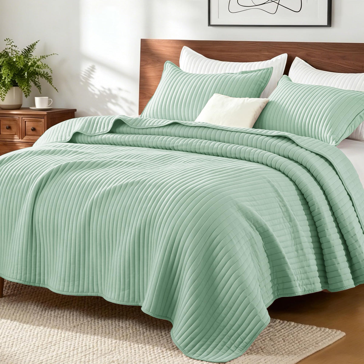 Exclusivo Mezcla Stripe Quilted King Quilt Bedding Set, Beige Cream