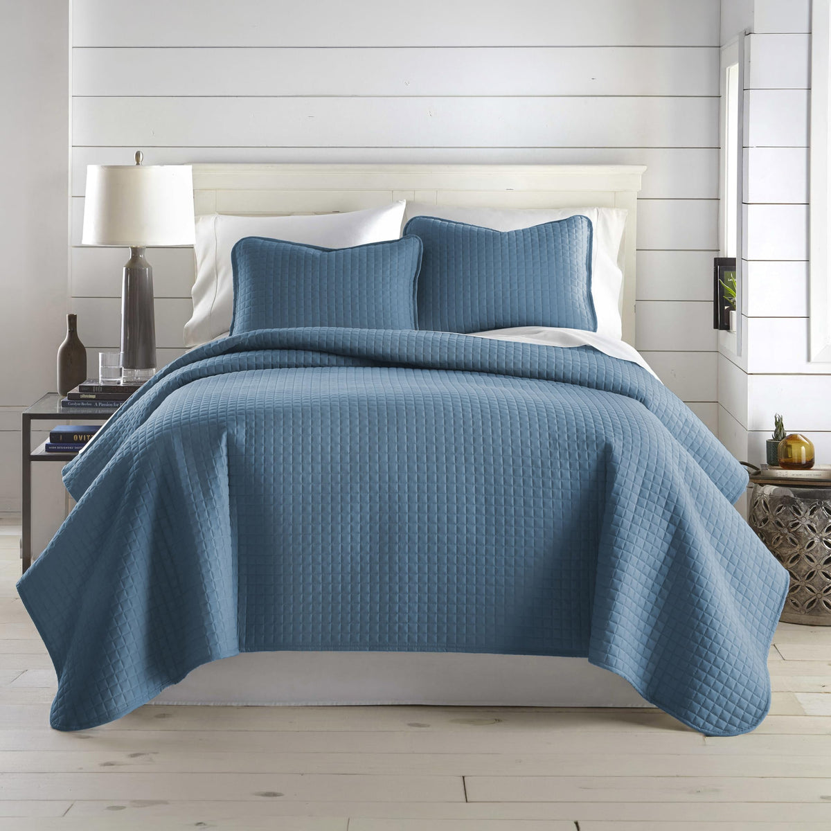 Queen Quilt Bedding Set with 2 Matching Quilted Pillow Shams, Natural Beige