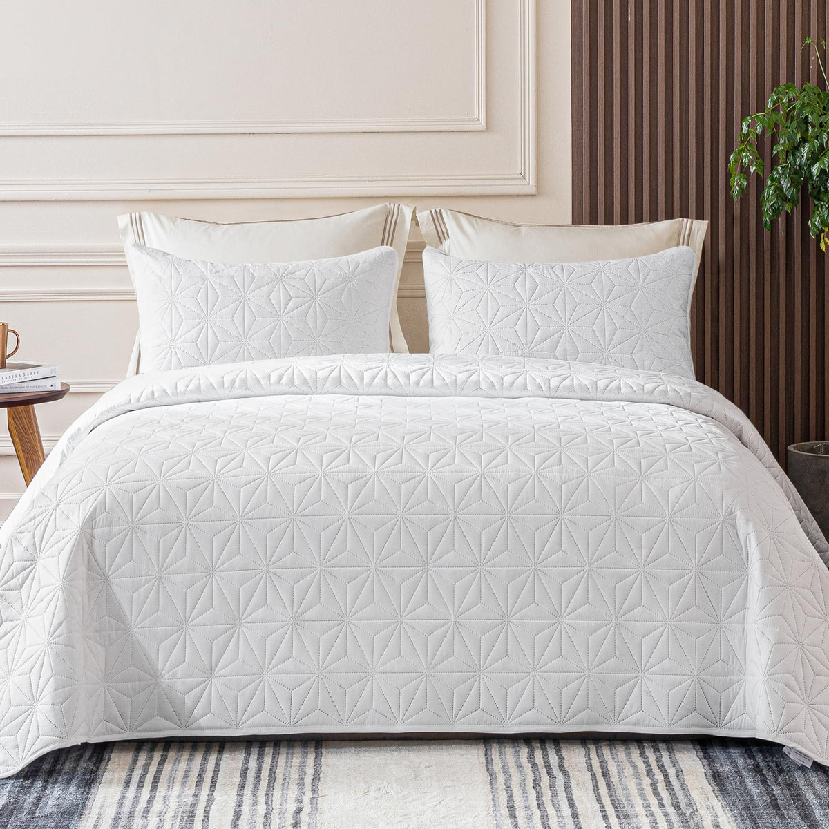 Whale Flotilla Soft King Quilt Bedding Set Lightweight Bedspread