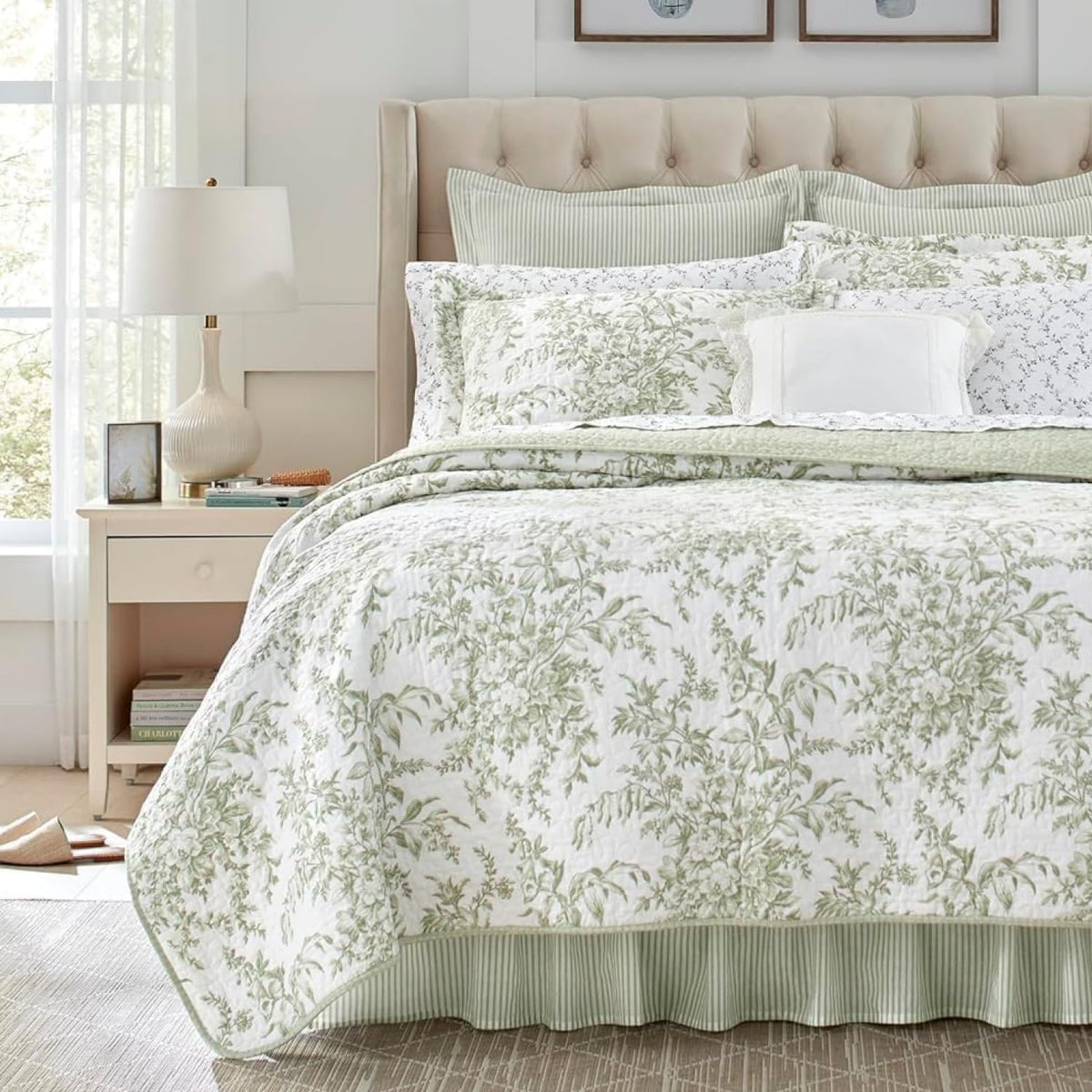 Laura Ashley - Queen Cotton Quilt with Shams, Reversible 3-Piece Bedding