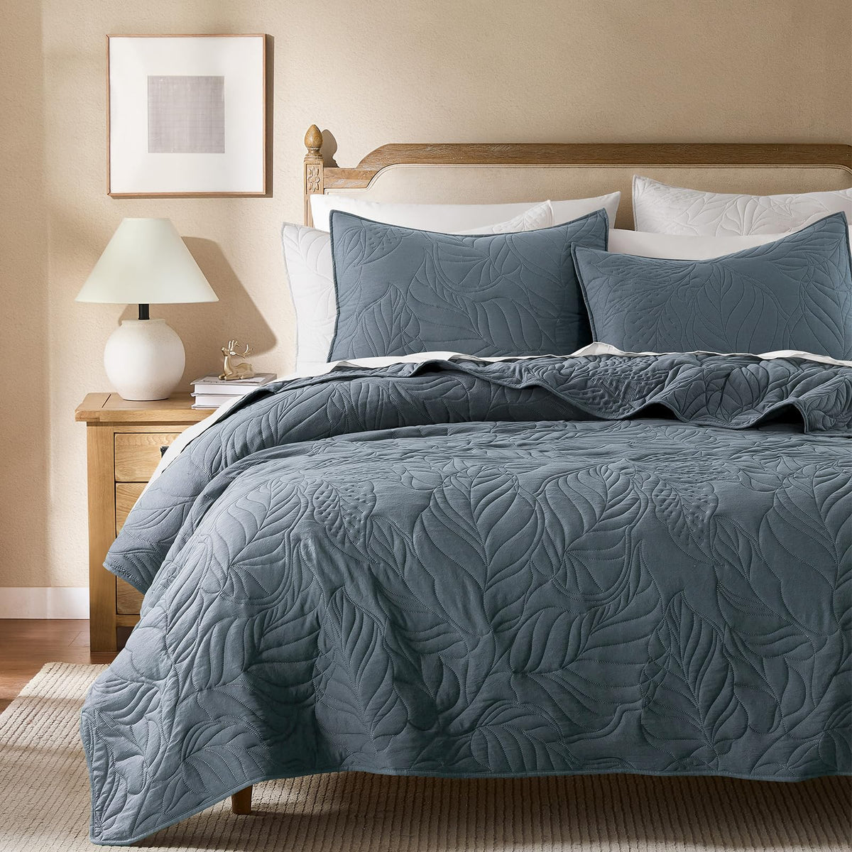 R.SHARE Beige Queen Size Quilt Set, Neutral Soft Lightweight Bedspread, Farmhouse Rustic Country Coverlet, Leaf Pattern Bedding with 2 Shams, 3 Pieces Spring Summer Thin Comforter