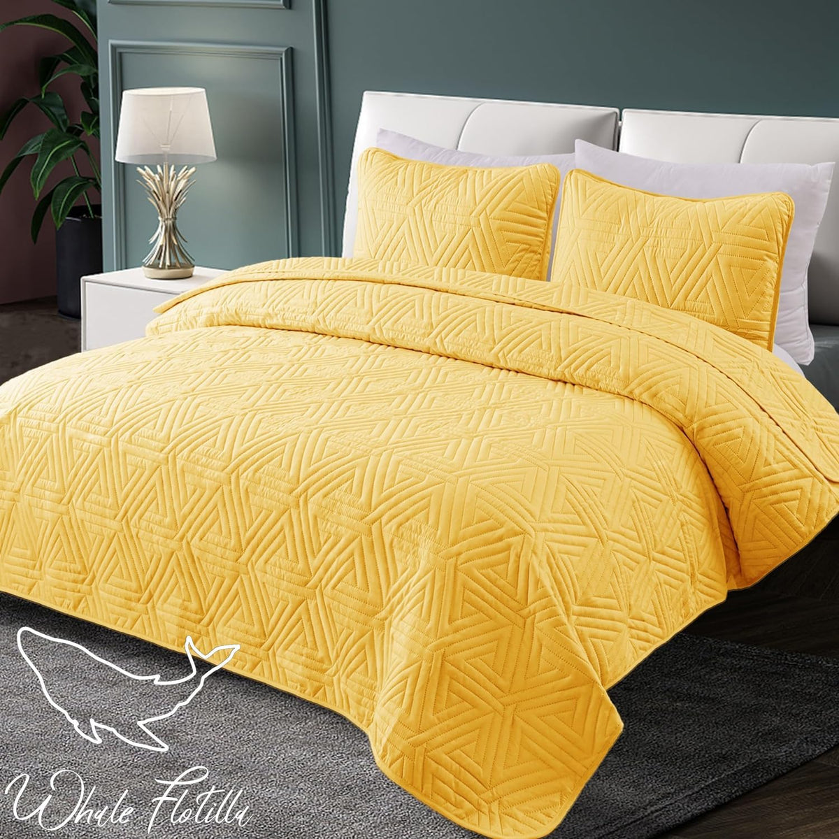 Whale Flotilla Soft Geometric Queen Quilt Set for All Seasons, Yellow