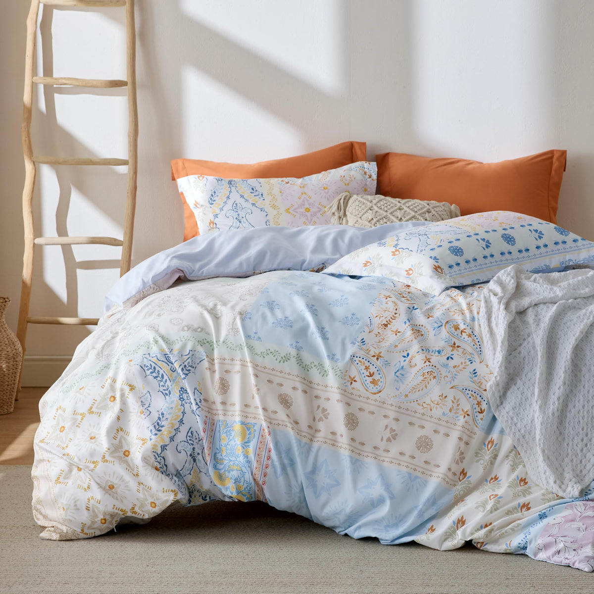 Bedsure Duvet Cover Queen Size - Reversible Green Queen Duvet Cover Set with Zipper Closure, 3 Pieces Floral Patterned Bedding Set with 8 Corner Ties and 2 Pillow Shams