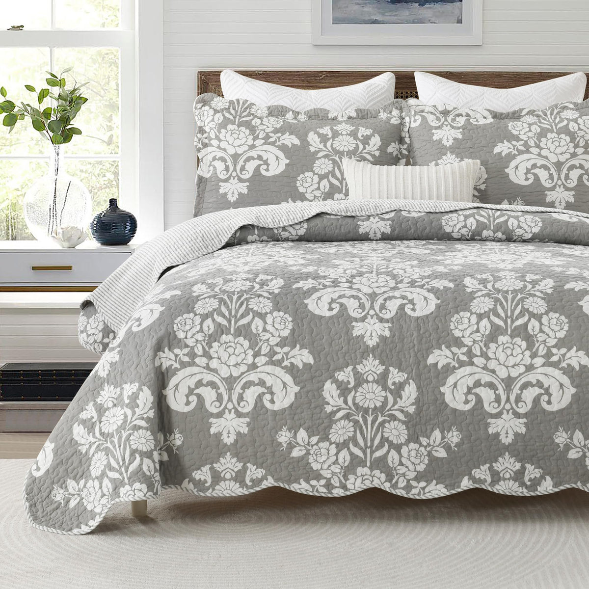 100% Cotton King Quilt Set Taupe Floral Bedding and 2 Pillow Shams