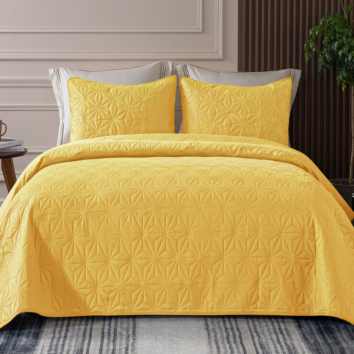 Whale Flotilla Soft King Quilt Bedding Set Lightweight Bedspread