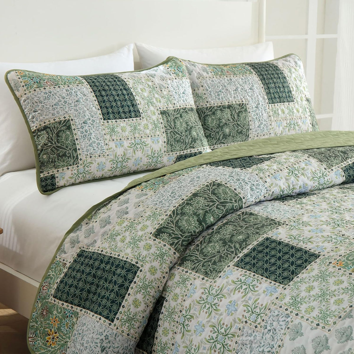 Xruibed Patchwork Quilt Set King Size, 3 Pcs Green Plaid Bedspread Set