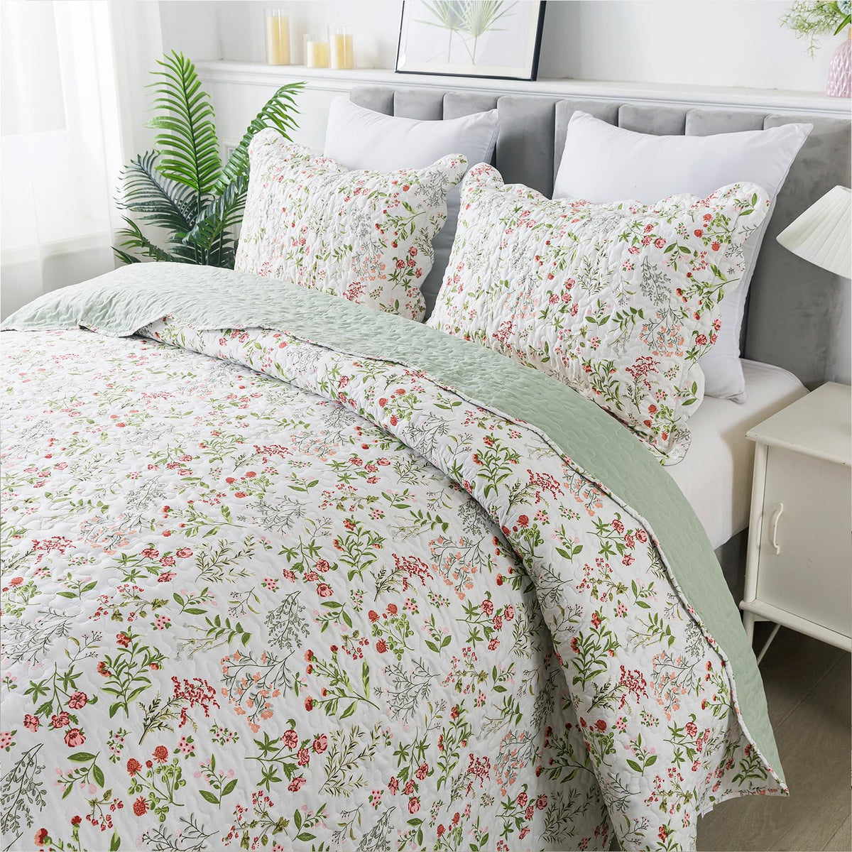 Travan 3-Piece Quilt Set Quilted Bedspread Lightweight Coverlet Set Garden Style Floral Printed Oversized Quilted Bedding Set with Shams for All Season, Exquisite, King Size