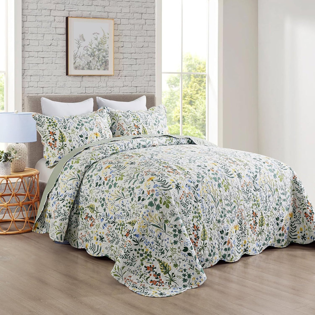 Travan 3-Piece Quilt Set Quilted Bedspread Lightweight Coverlet Set Garden Style Floral Printed Oversized Quilted Bedding Set with Shams for All Season, Exquisite, King Size