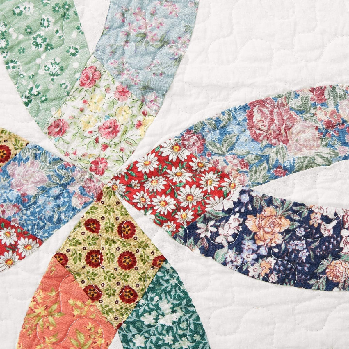 C&F Home Heritage Double Wedding Ring Patchwork Cotton Blend Twin Quilt Set