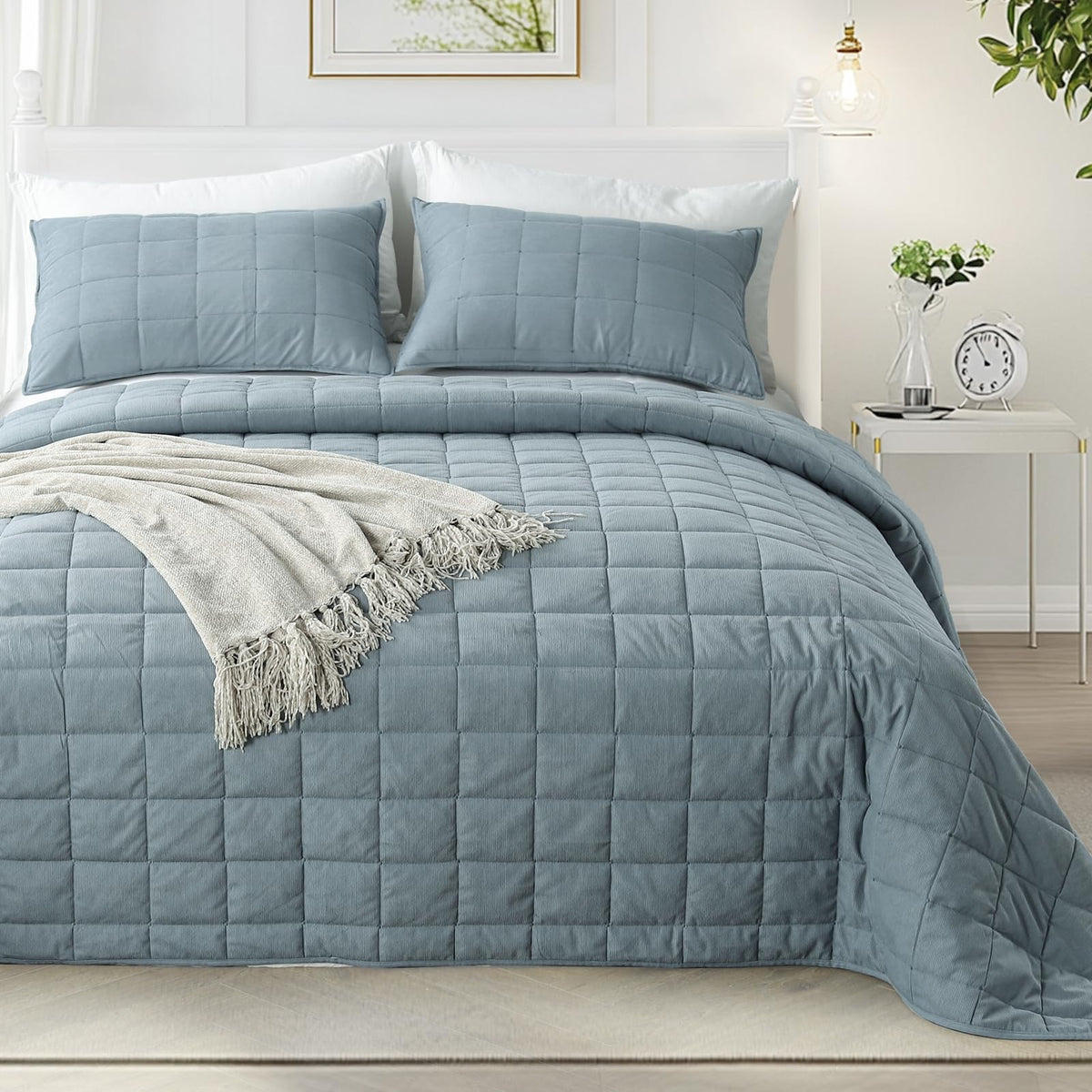 KASENTEX Oversized Queen Quilt Set 102x106, Soft Washed 3-Layer Lightweight
