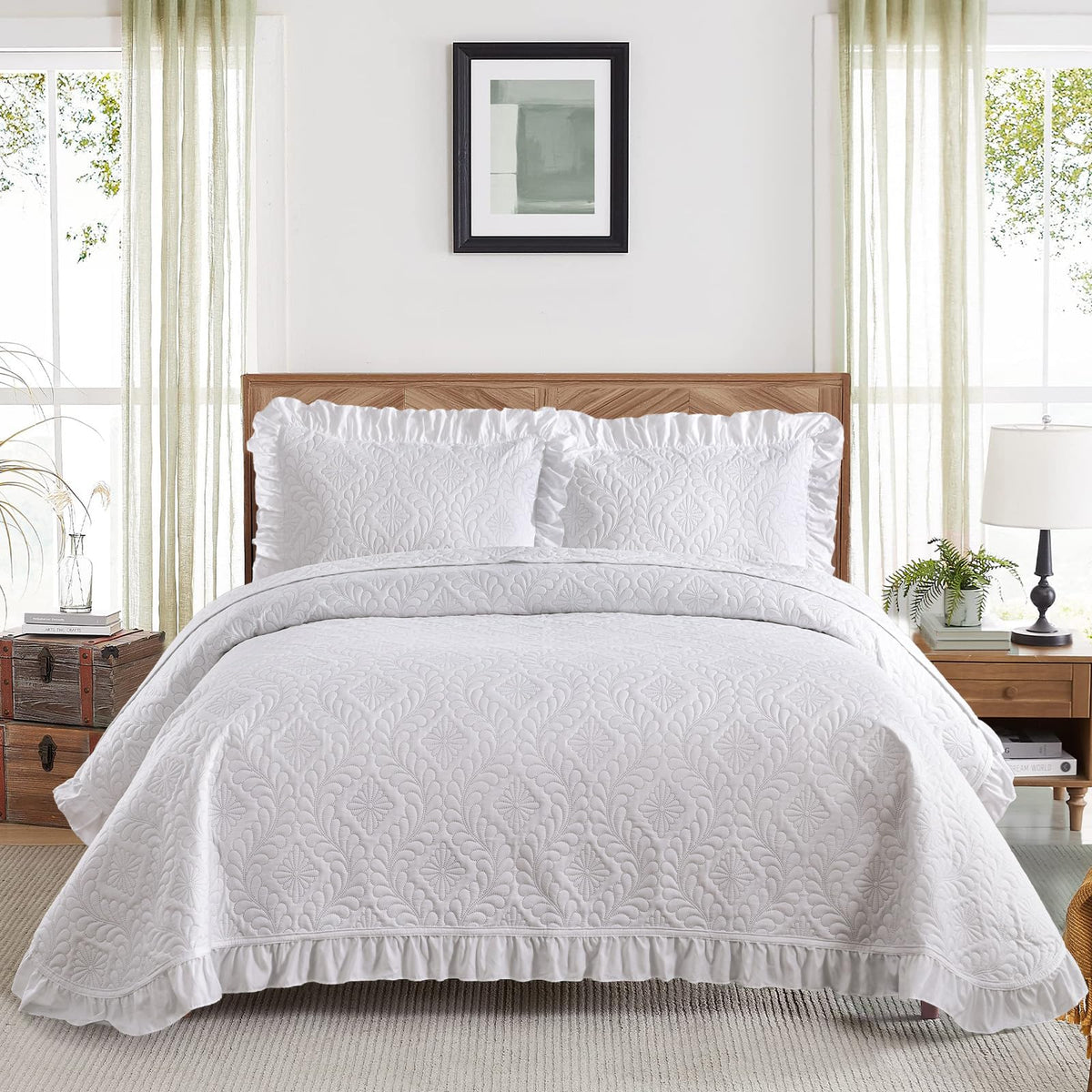 DJY Quilts Queen Size, Ruffled Reversible Bedding Set, Beige