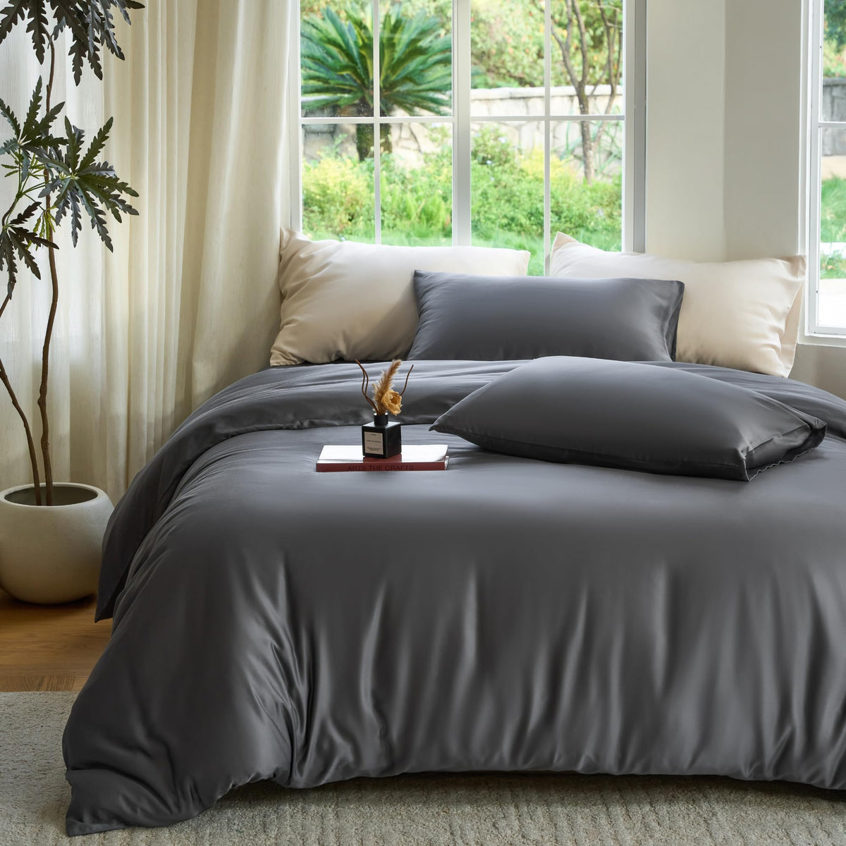 DOZ Duvet Cover Set, 100% Viscose derived from Bamboo, Organically Grown, Buttery Soft, Cooling Duvet Covers, High GSM, 1 Duvet Cover and 2 Pillowcases, 106"x90" (Teal, King/Cal King)