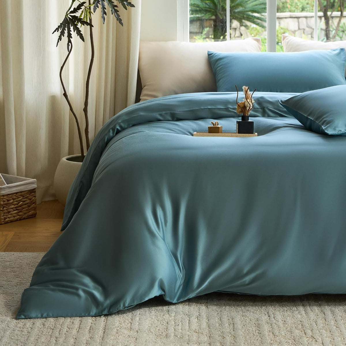 DOZ Duvet Cover Set, 100% Viscose derived from Bamboo, Organically Grown, Buttery Soft, Cooling Duvet Covers, High GSM, 1 Duvet Cover and 2 Pillowcases, 106"x90" (Teal, King/Cal King)
